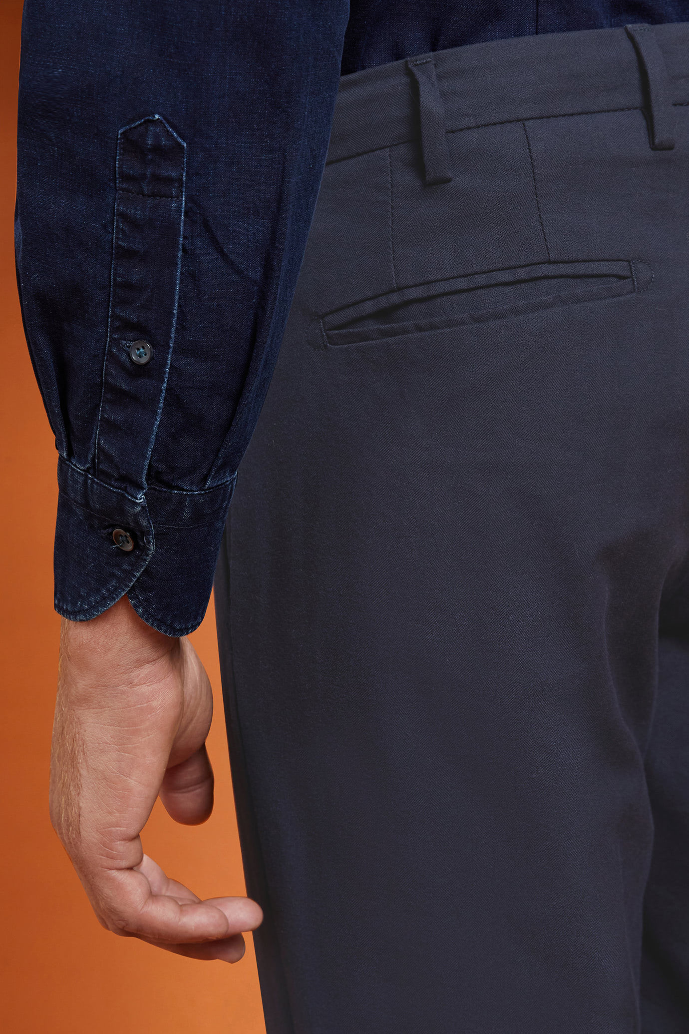 Men's classic micro patterned trousers in a regular fit image number 3