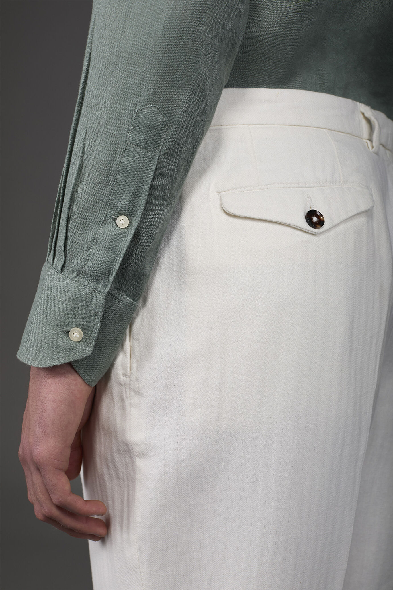 Camicia uomo casual collo classico 100% lino image number 4