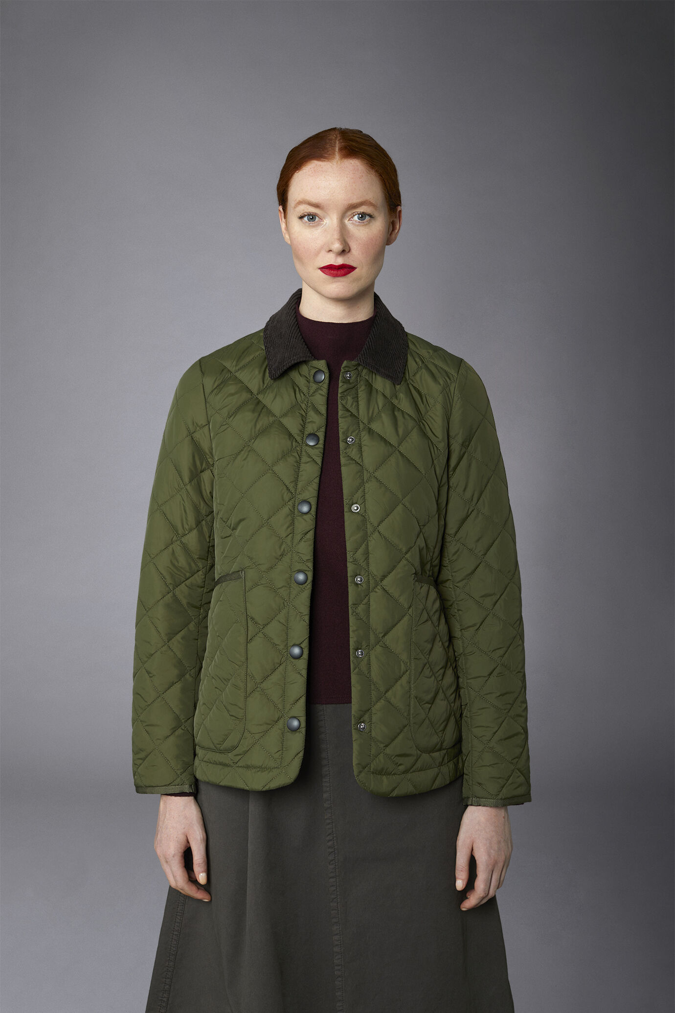 Giacca donna trapuntata leggermente imbottita collo camicia in velluto a coste image number 2