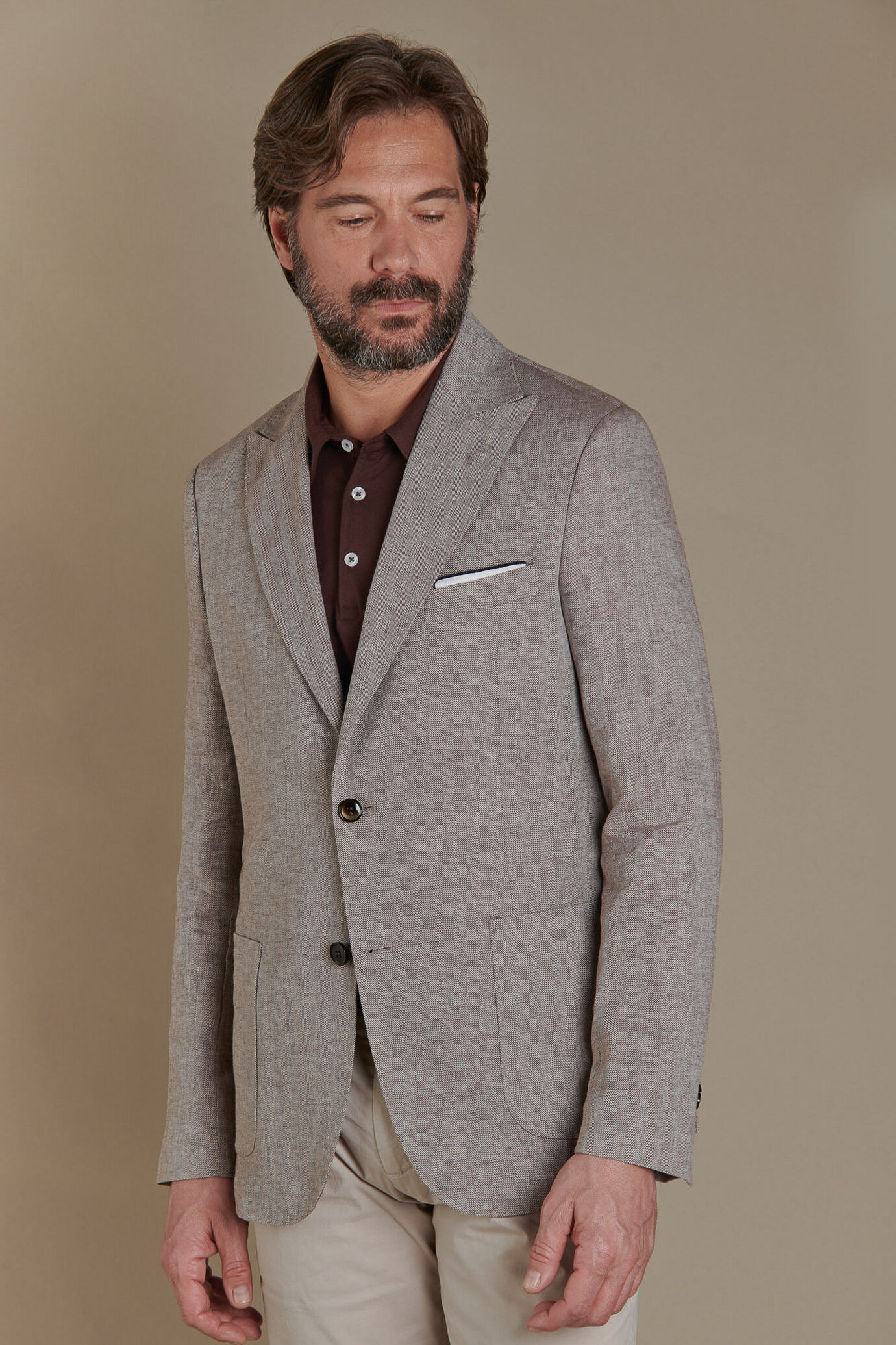 Single breasted jacket with peak lapel linen and cotton blend image number 0