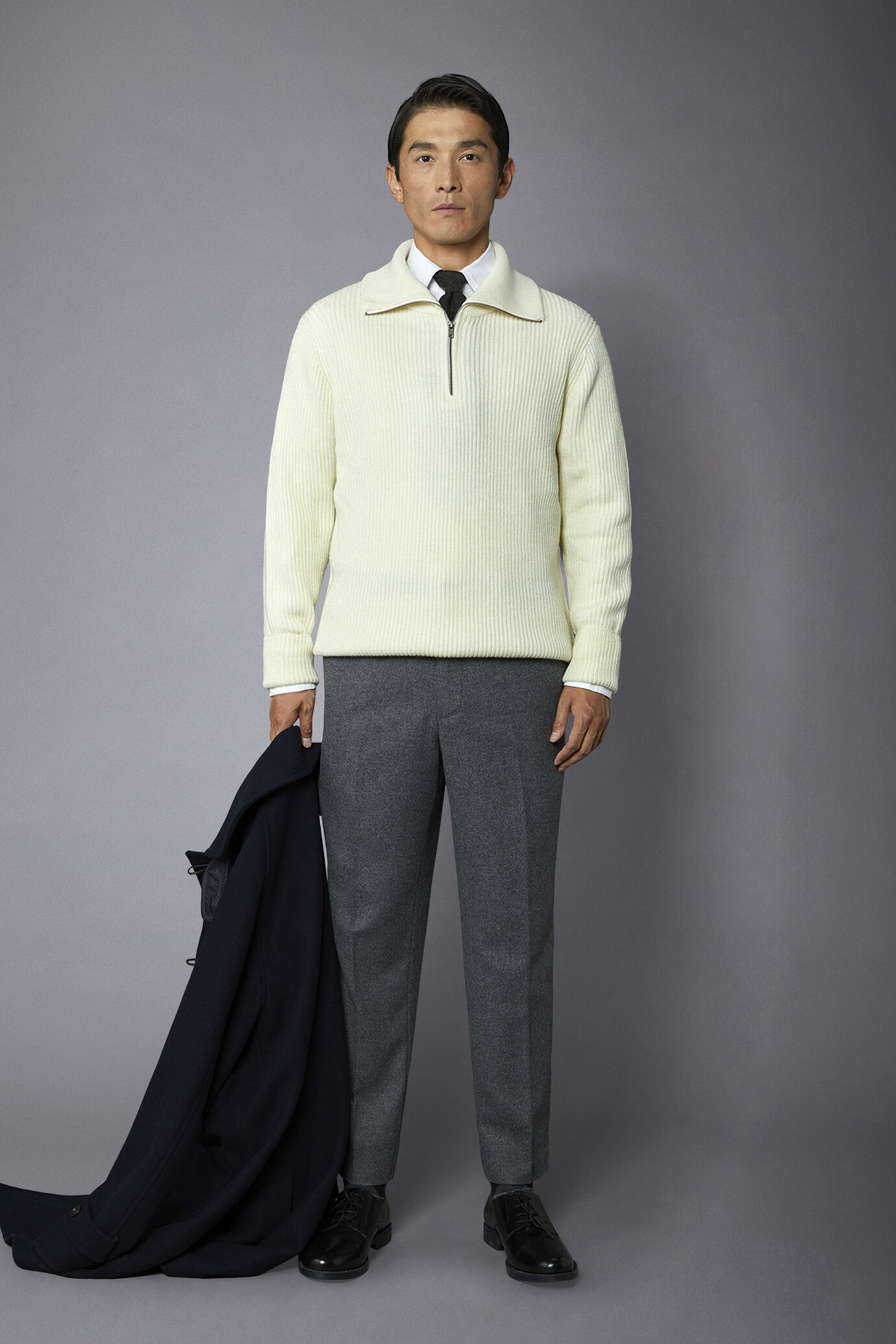 Men's wool-blend zip neck sweater with English rib knit regular fit