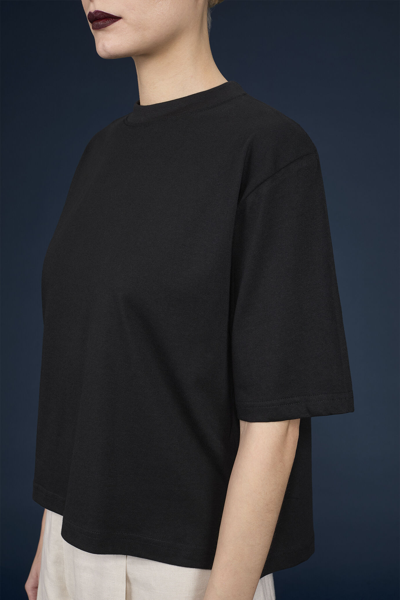 T-shirt femme à col rond, 100% coton, manches mi-longues, coupe classique image number 3