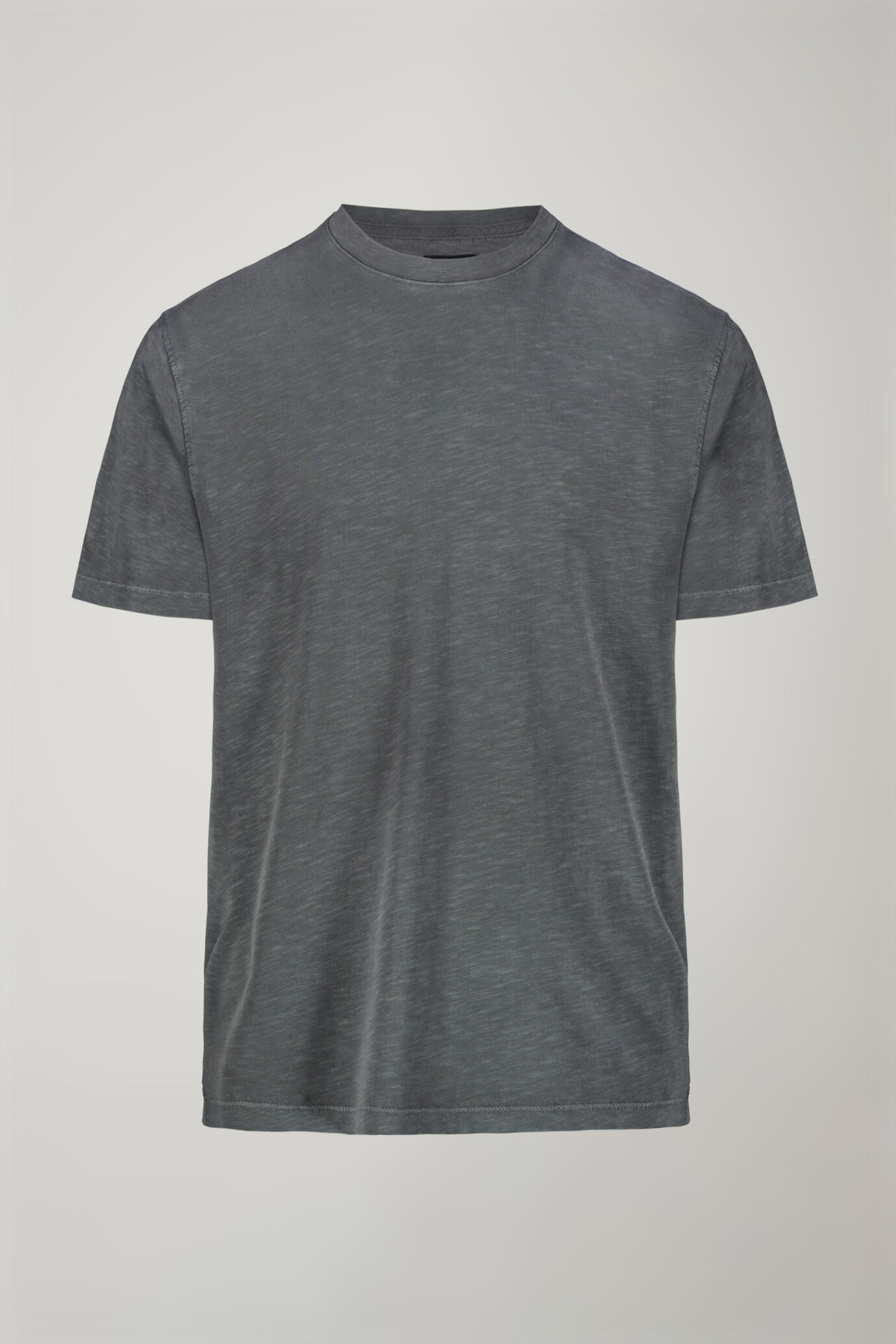 Men’s round neck t-shirt 100% cotton flamed effect regular fit image number 4