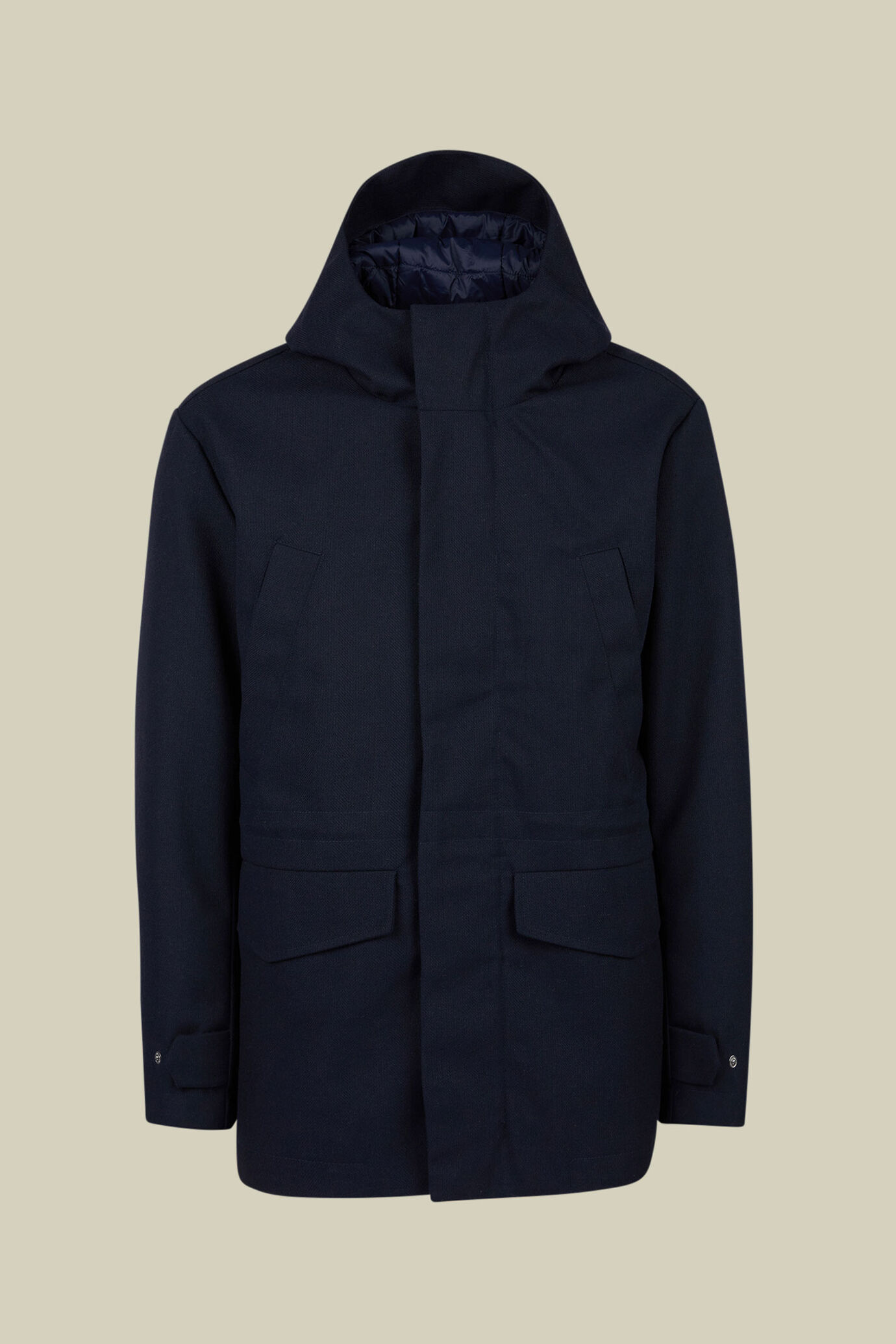 Giacca uomo imbottita con tessuto tecnico e cappuccio regolabile oversize