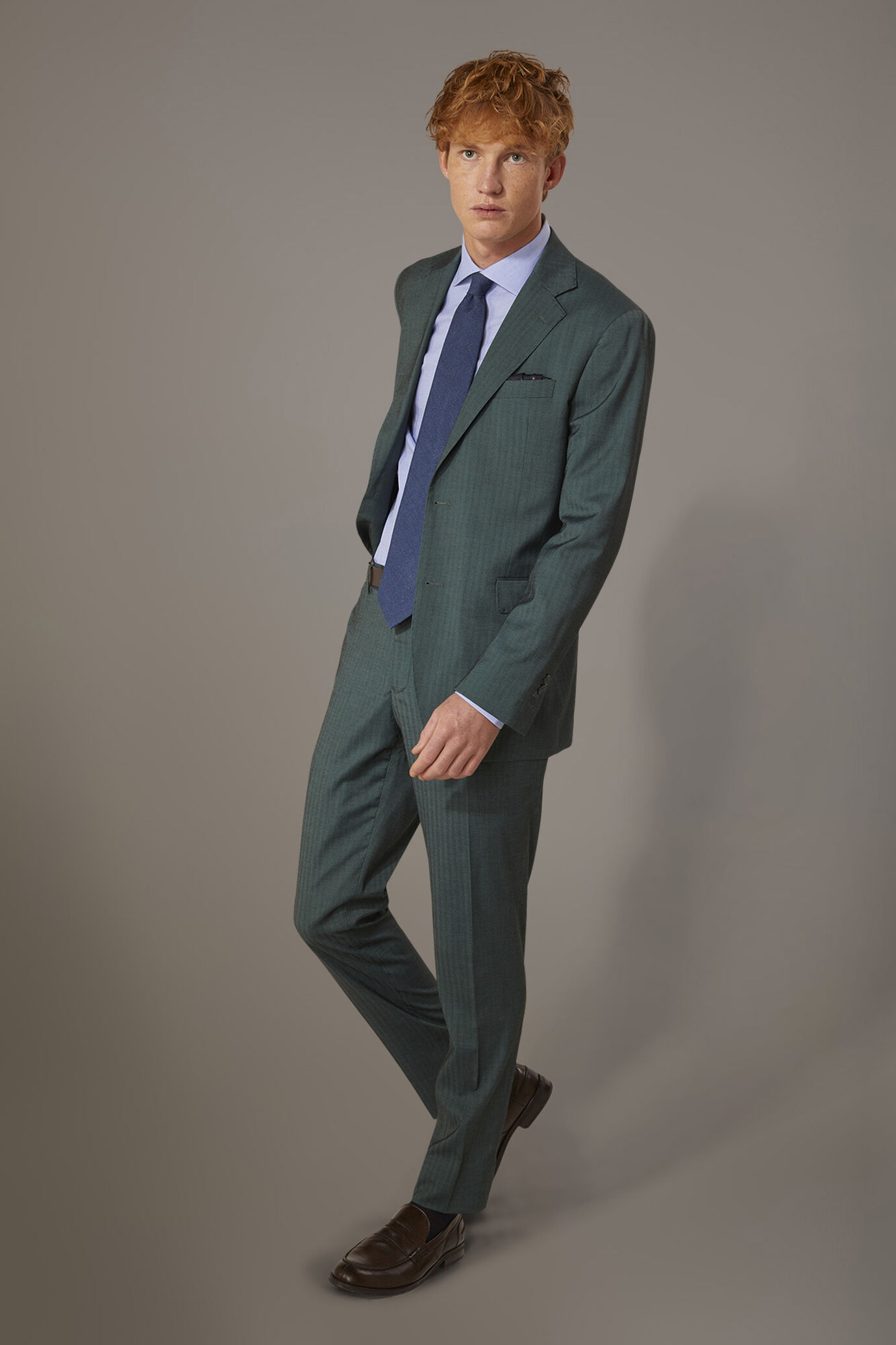 Regular fit single-breasted suit patterned herringbone fabric with solaro texture image number 0