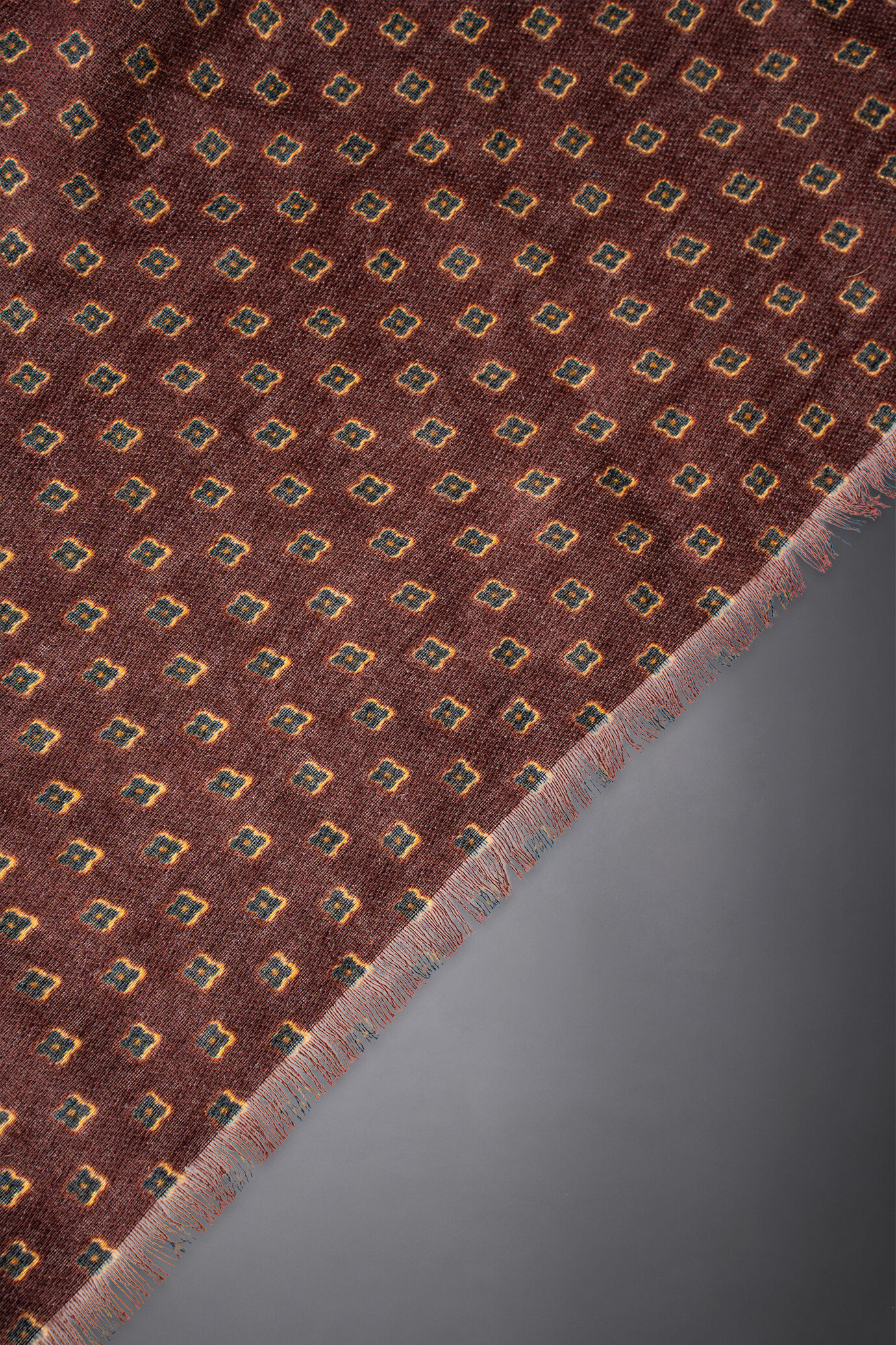 Men's patterned printed pashmina image number 1