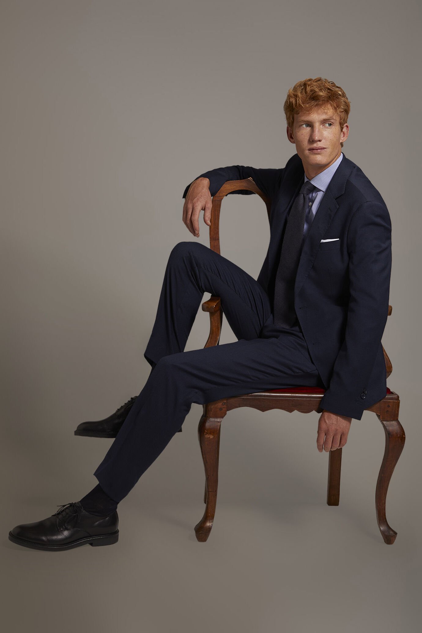 Regular fit single-breasted suit in birdseye fabric