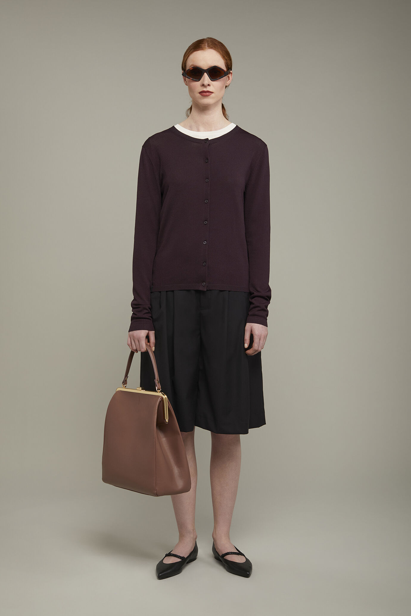 Strickjacke mit Rundhalsausschnitt für Damen in normaler Passform image number 0