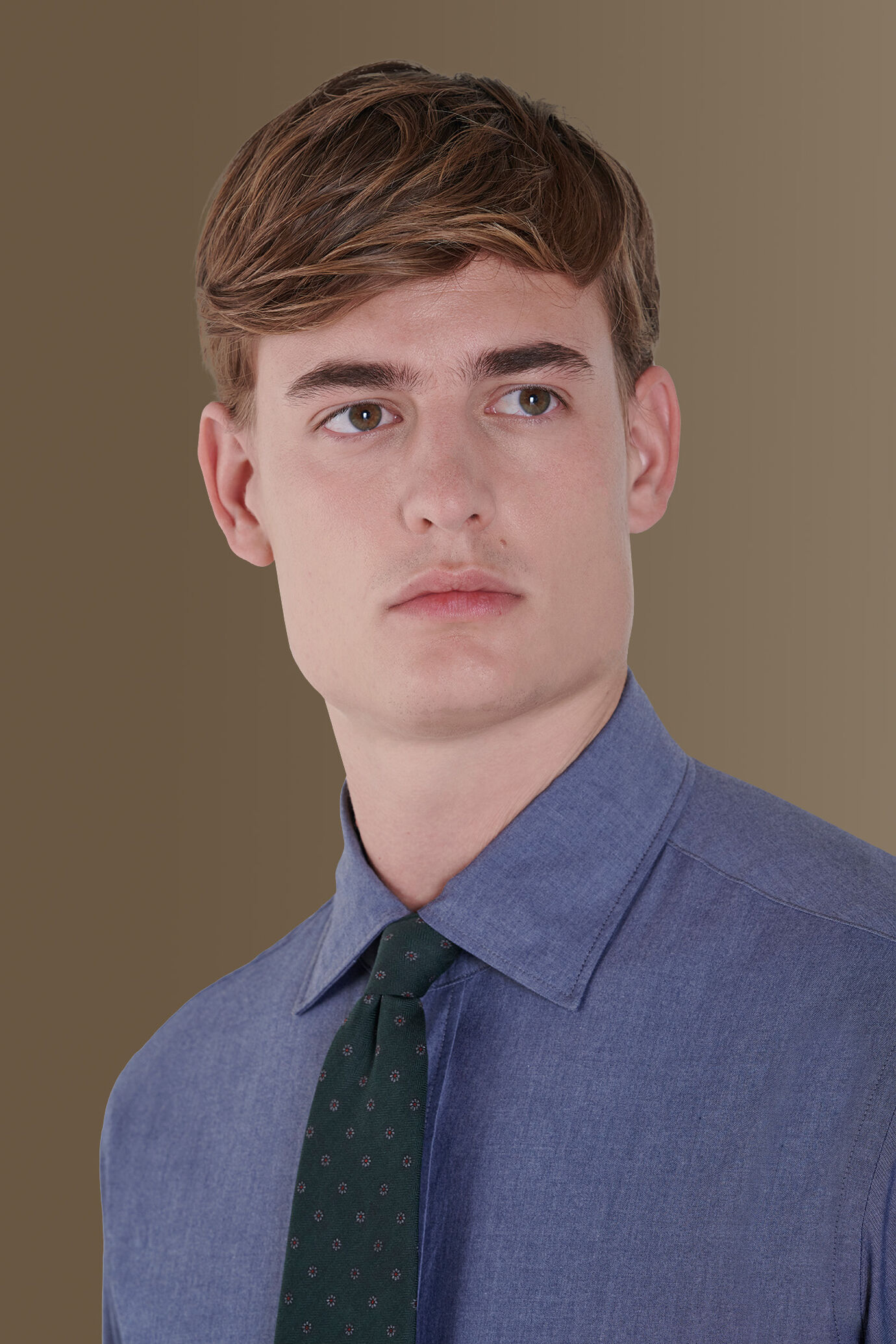 Camicia casual collo francese tessuto chambray uomo image number 1