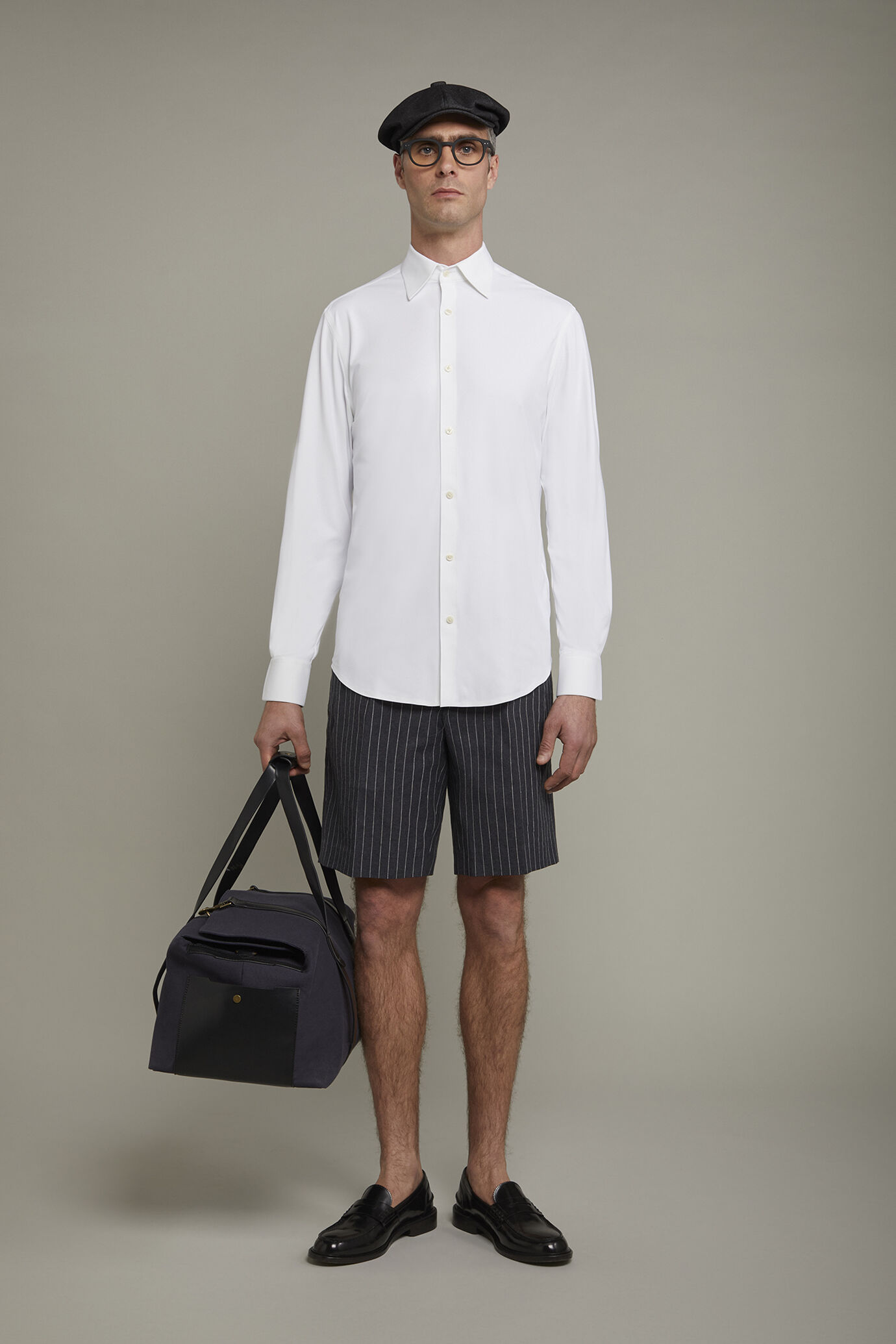 Men's double pinces bermuda in linen and cotton with pinstripe design regular fit
