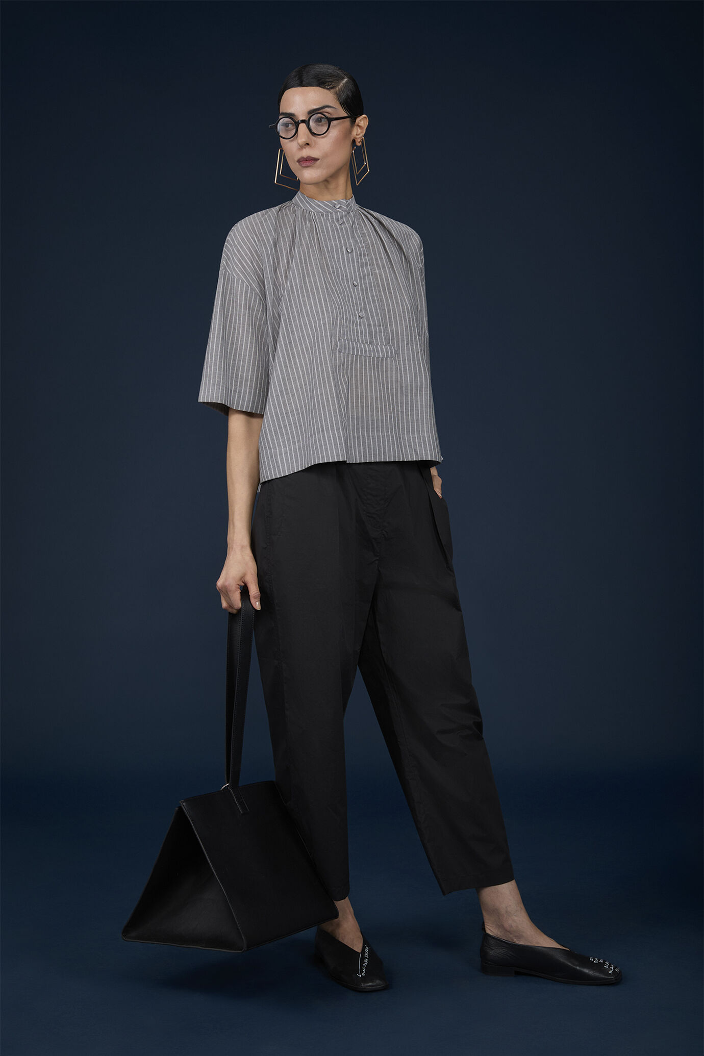Pantalone donna con pince 100% cotone