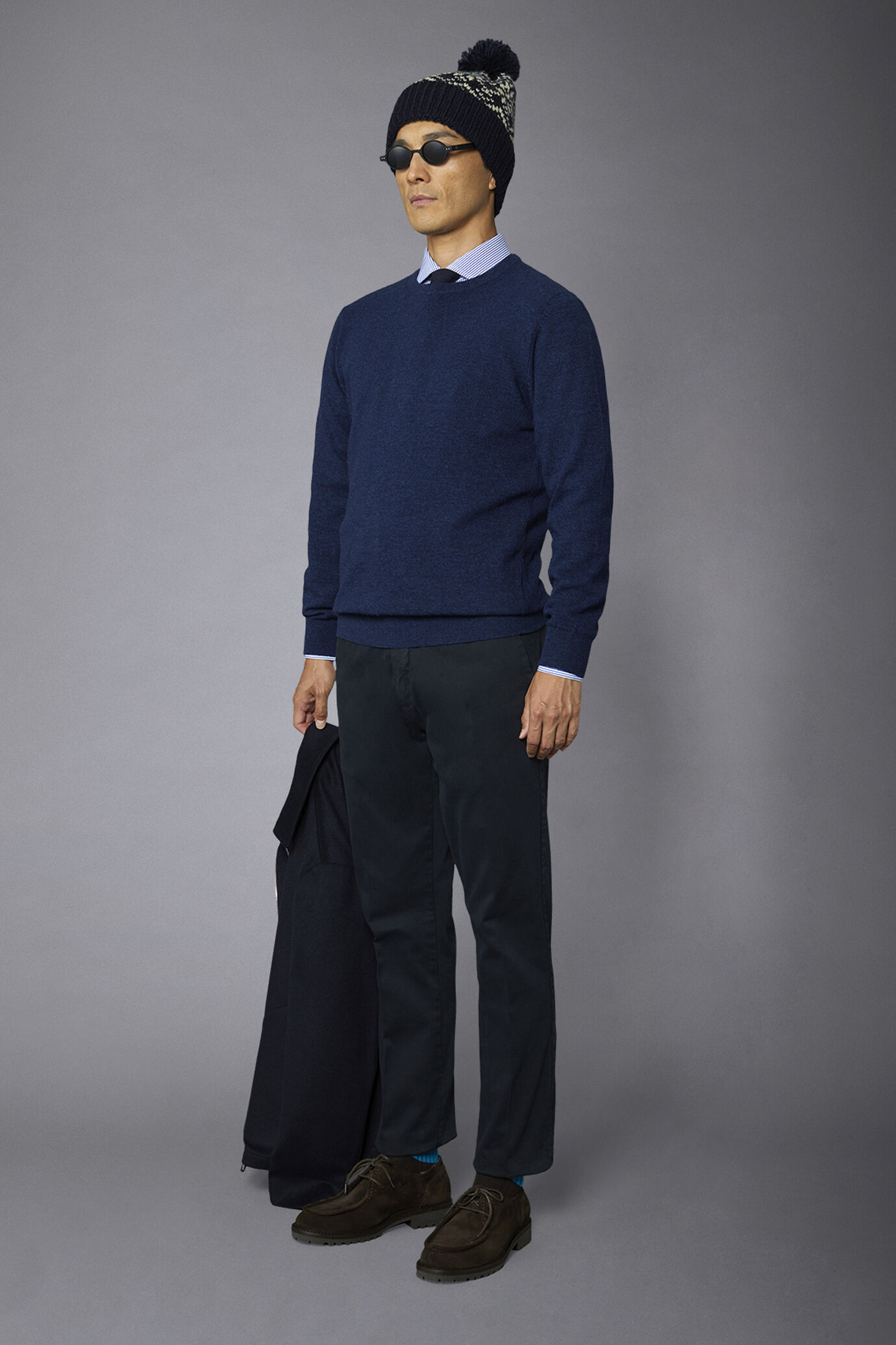 Men's crew neck wool blend lambswool regular fit sweater image number 1