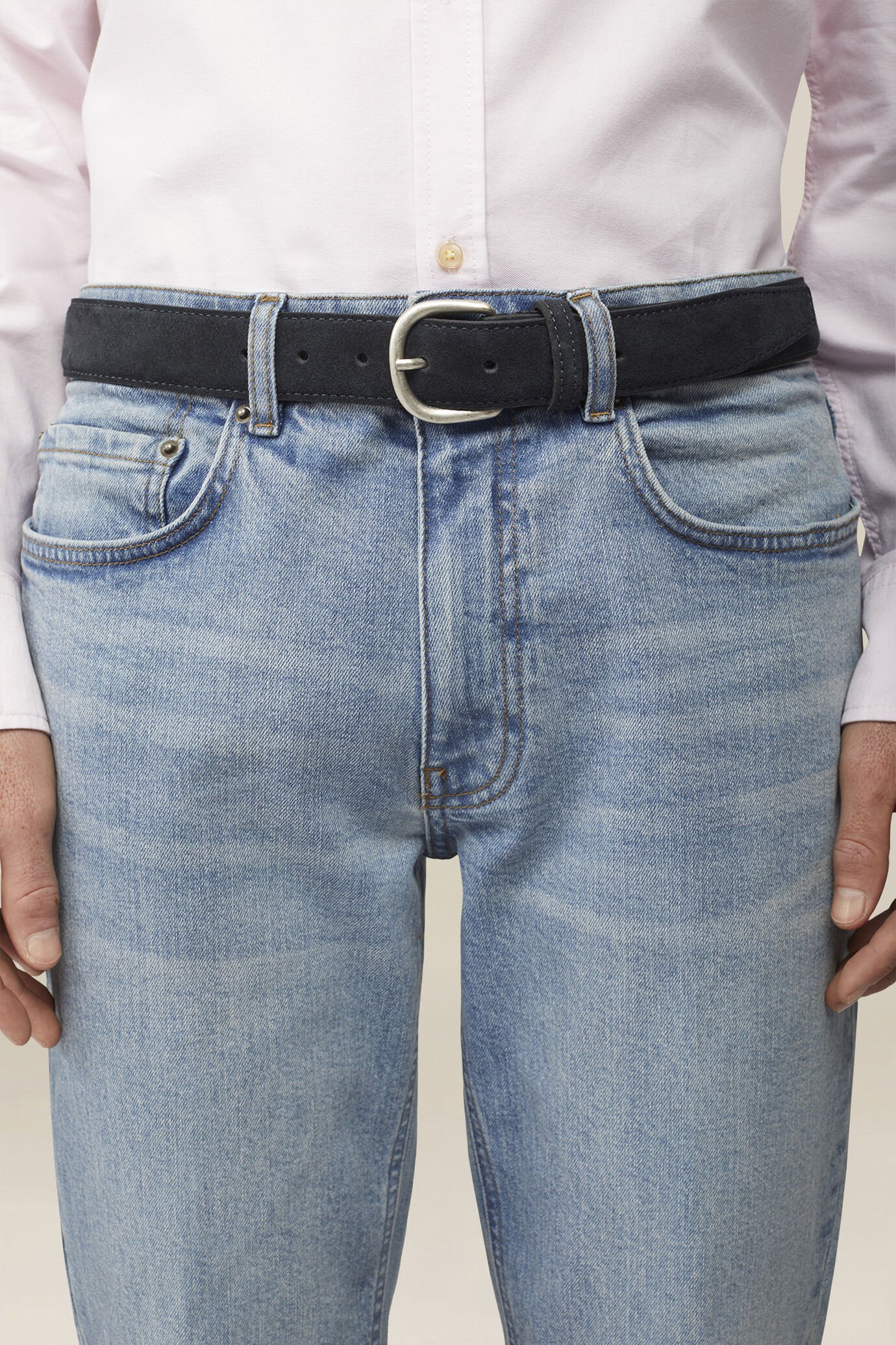 Classic men's belt in 100% suede leather with stitching