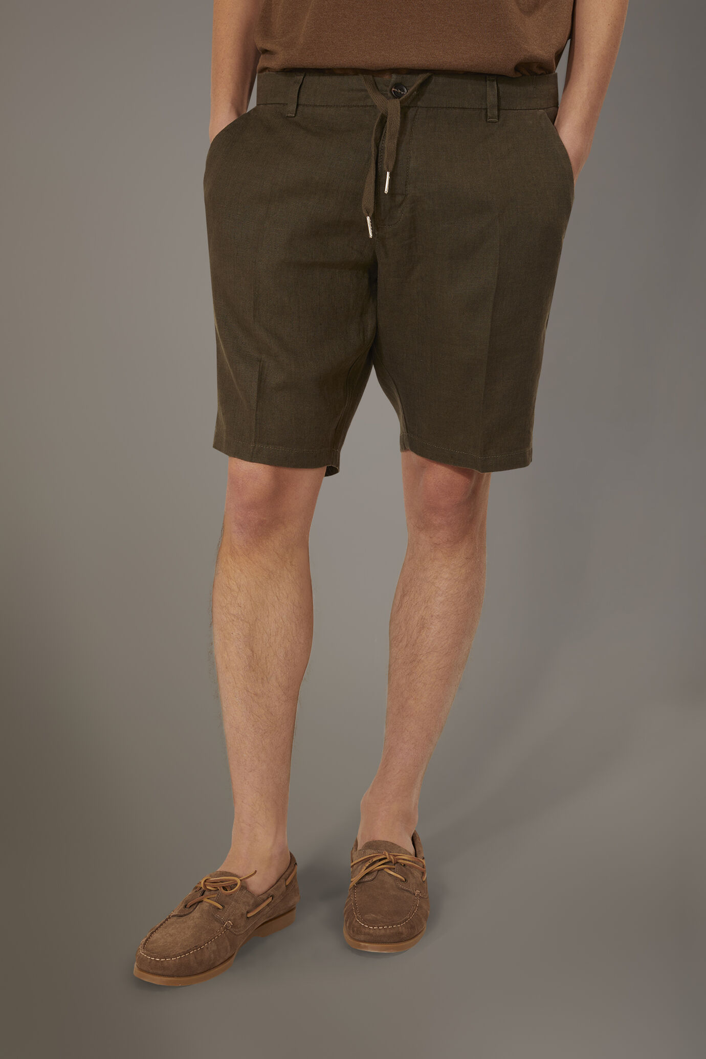 Classic Bermuda shorts 100% Linen image number 2