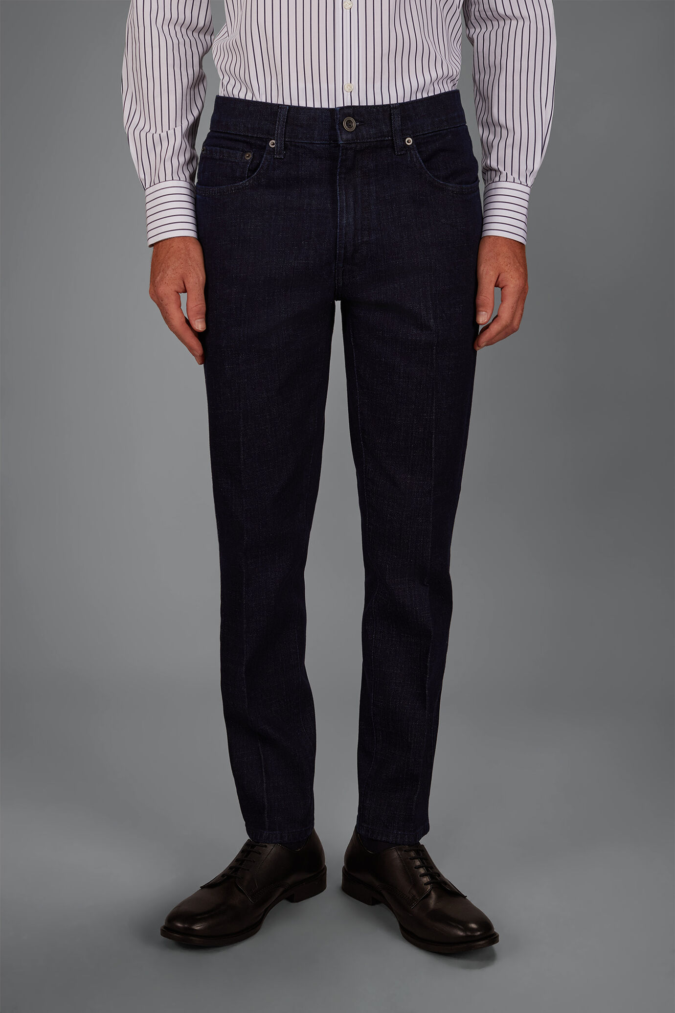 Jeans homme 5 poches coupe regular image number 1