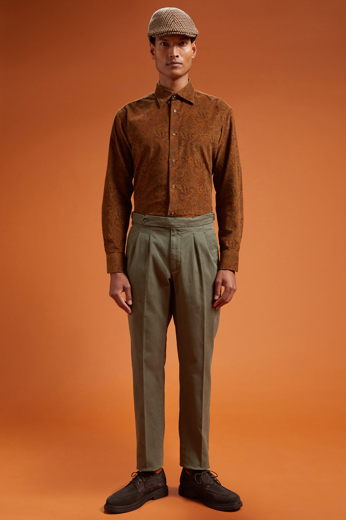Pantalone uomo doppia pinces tessuto in tela diagonale regular fit