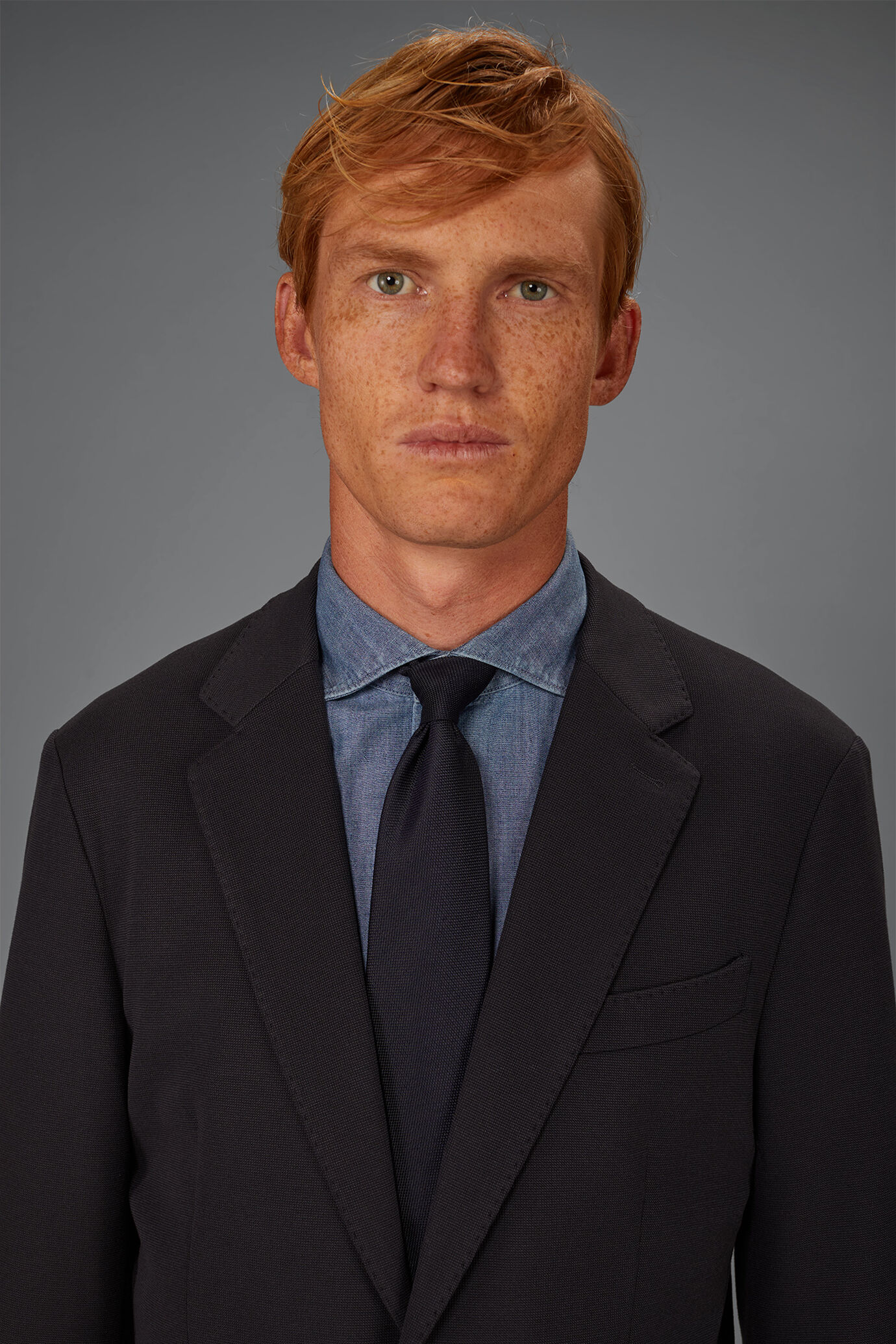 Men&rsquo;s unlined single-breasted jacket in dobby-weave jersey with a regular fit image number 2