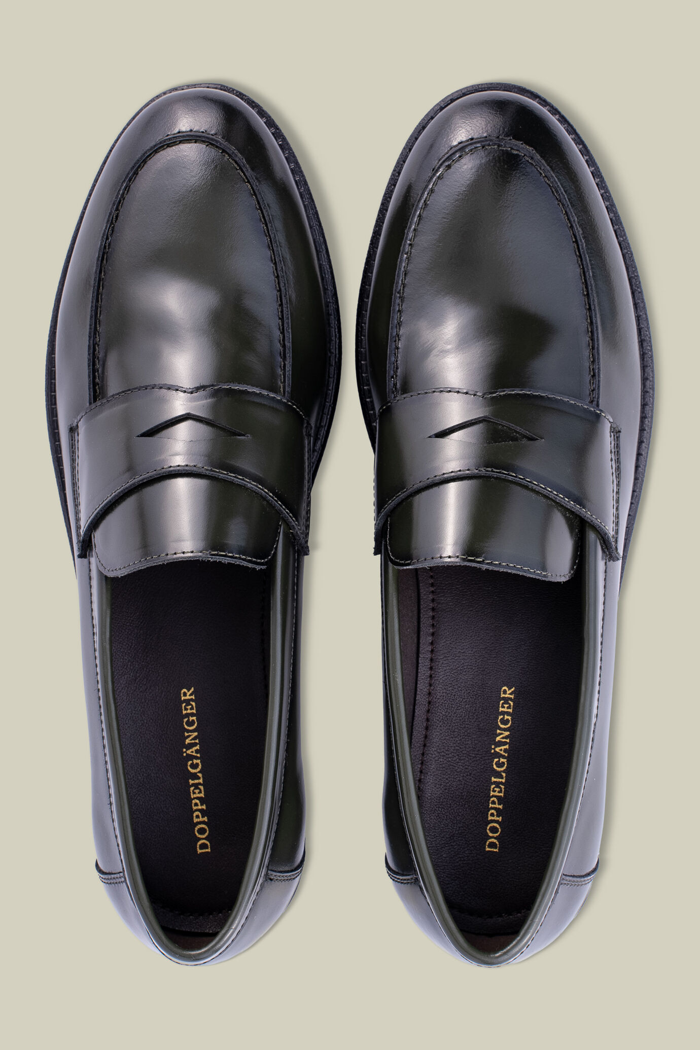 Mocassino classico 100% pelle abrasiva image number 4