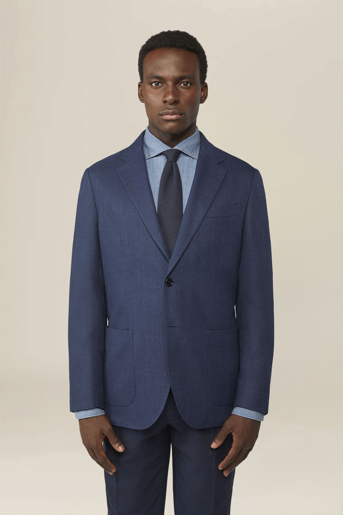 Veste simple boutonnage avec revers en pointe, semi-doubl&eacute;e image number 0