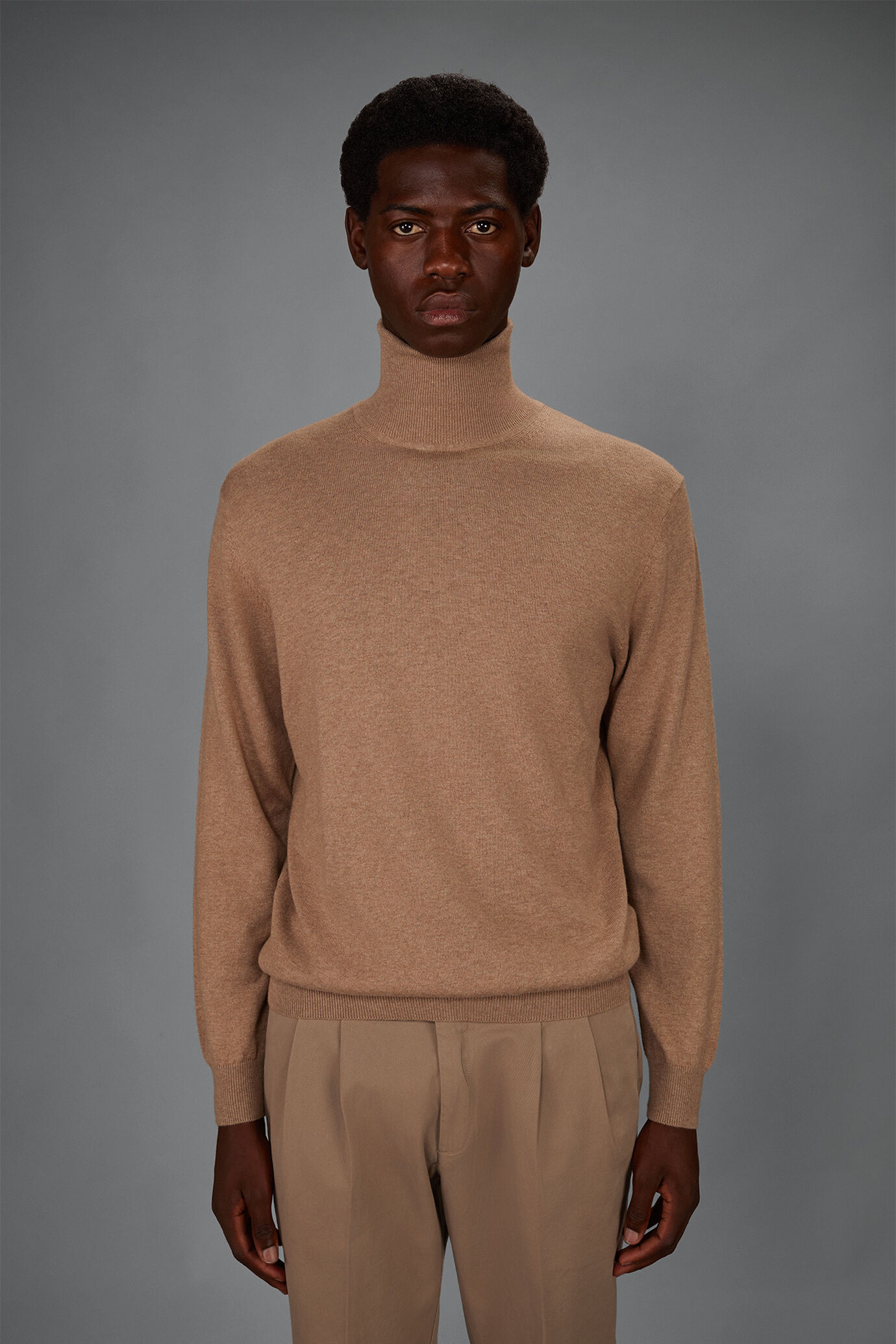 Men's regular fit high neck jumper in wool and cotton image number 1