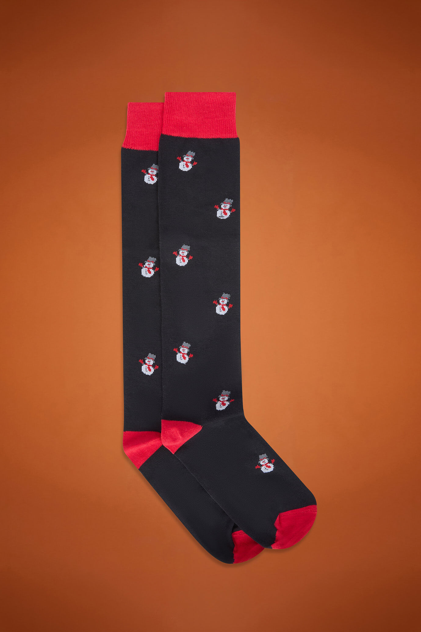 Lange Herrensocken aus Satinstrick mit Weihnachtsmuster, hergestellt in Italien
