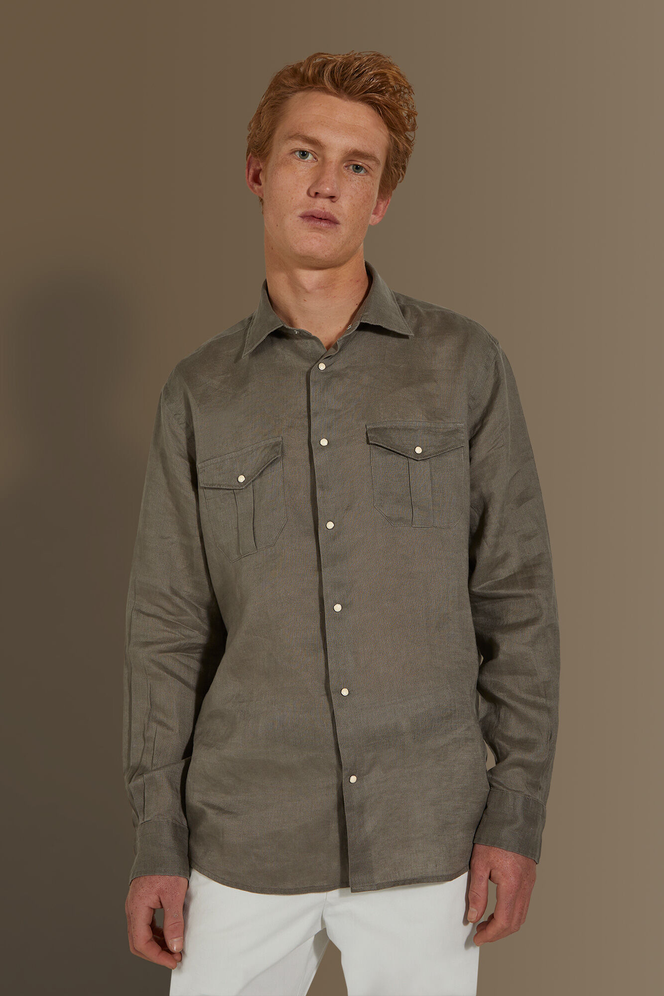 Camicia casual uomo collo francese 100 lino tinta unita