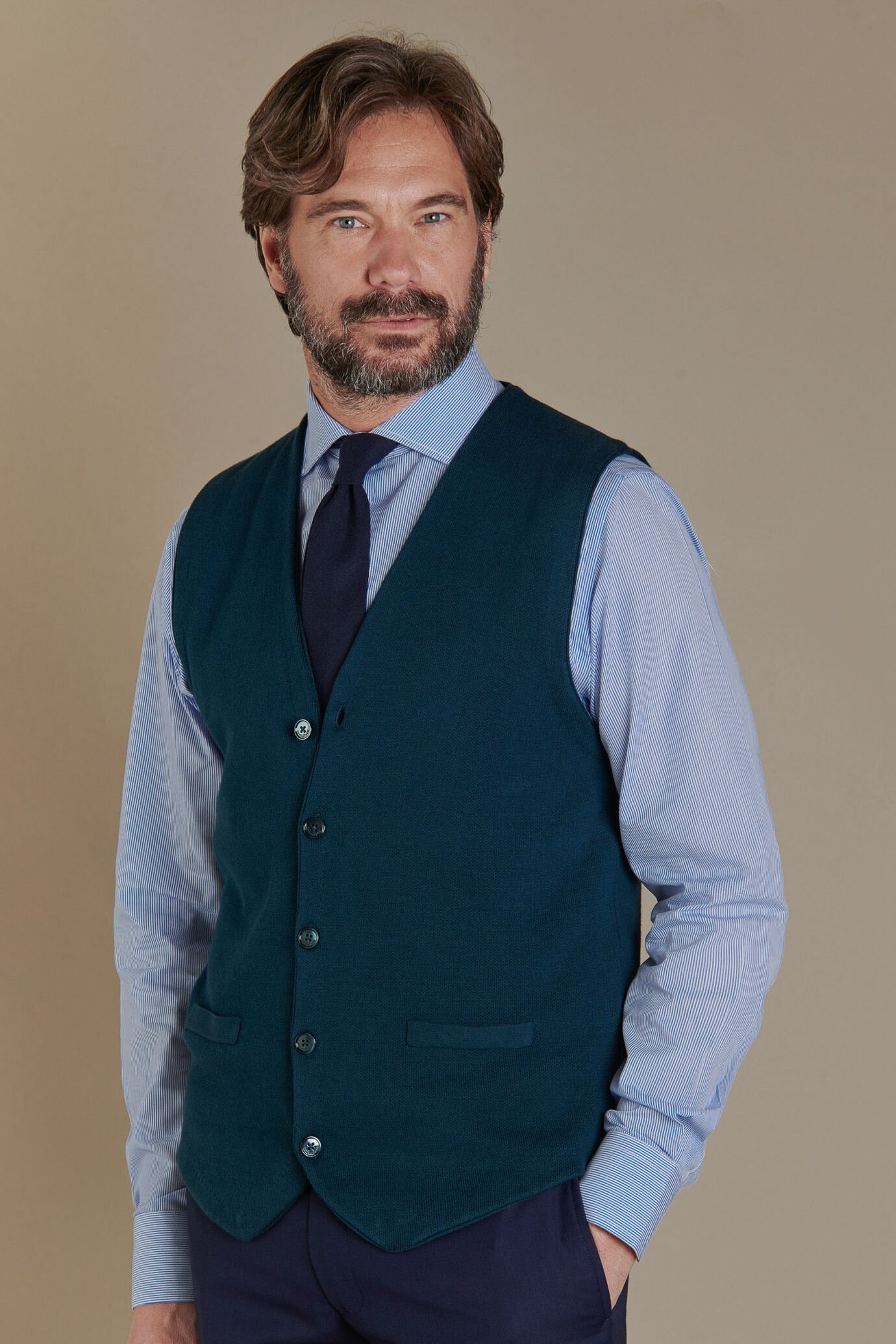 Gilet monopetto in maglia puro cotone image number 0