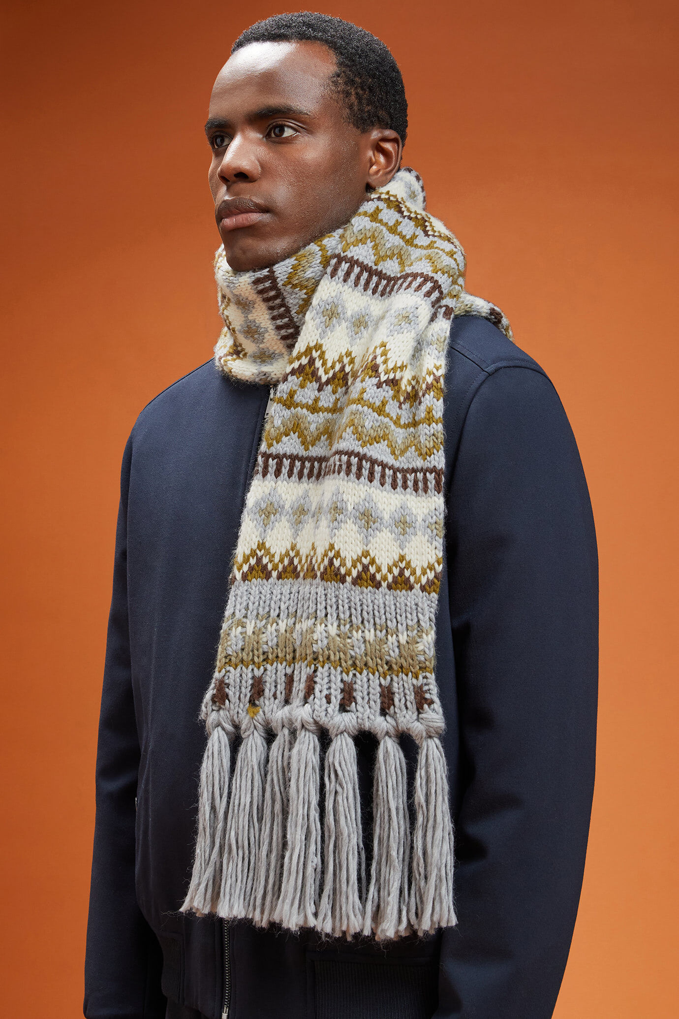 Écharpe tricotée pour homme à motif norvégien image number 1