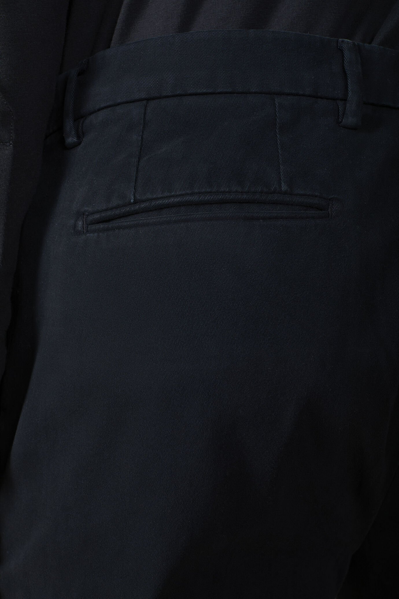 Klassische Chinos für Herren in Twill-Stretch-Konstruktion mit regulärer Passform image number 3