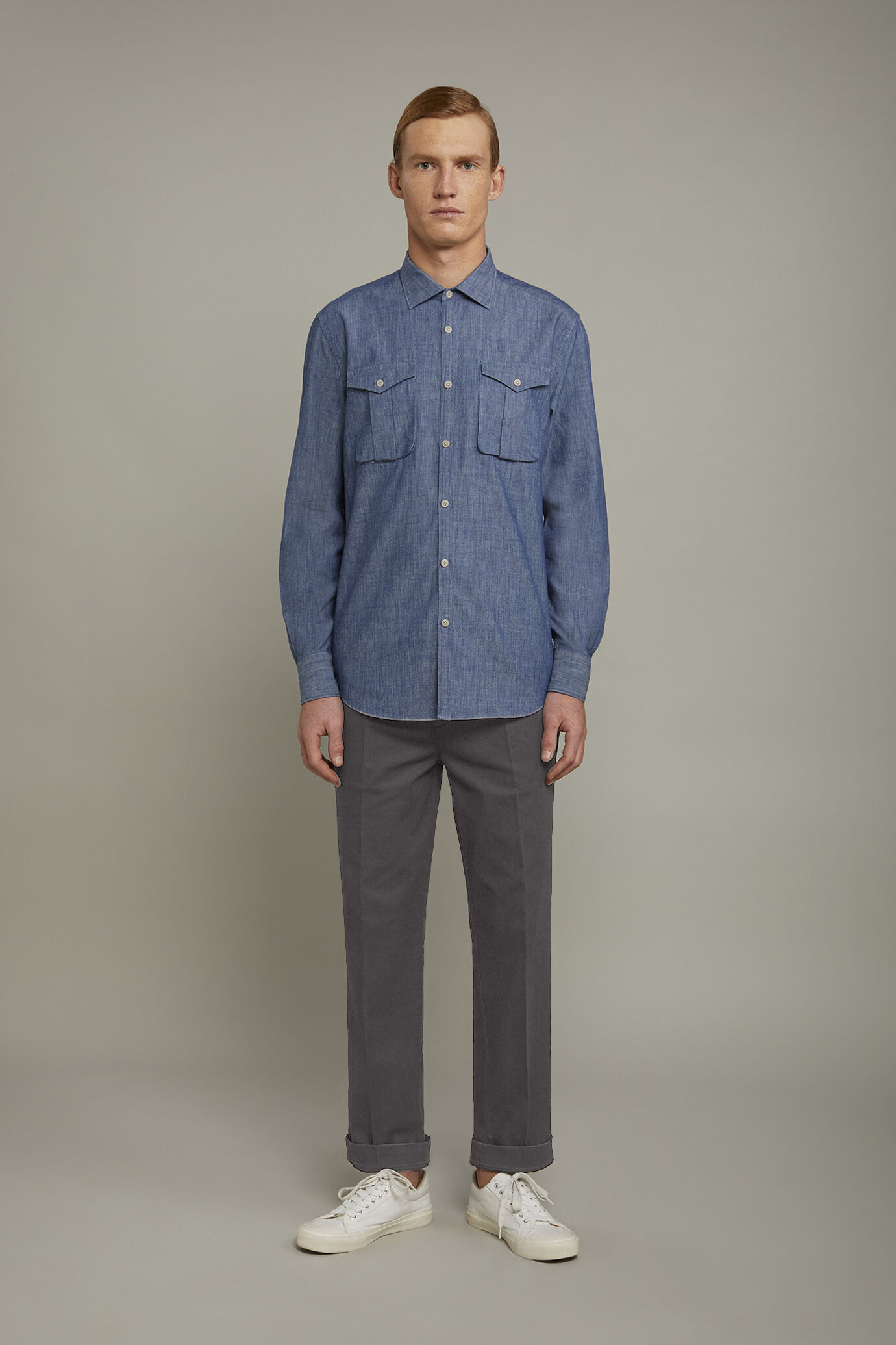 Men's classic chambray regular fit trousers image number 2