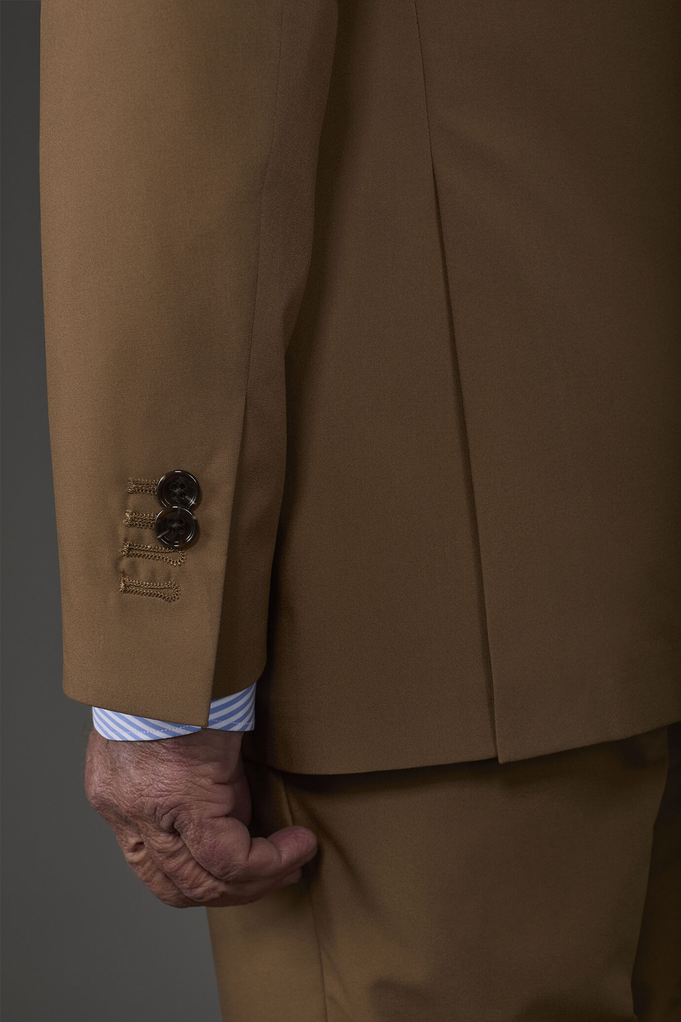 Abito uomo monopetto Super-Light con pantalone senza pinces image number 3