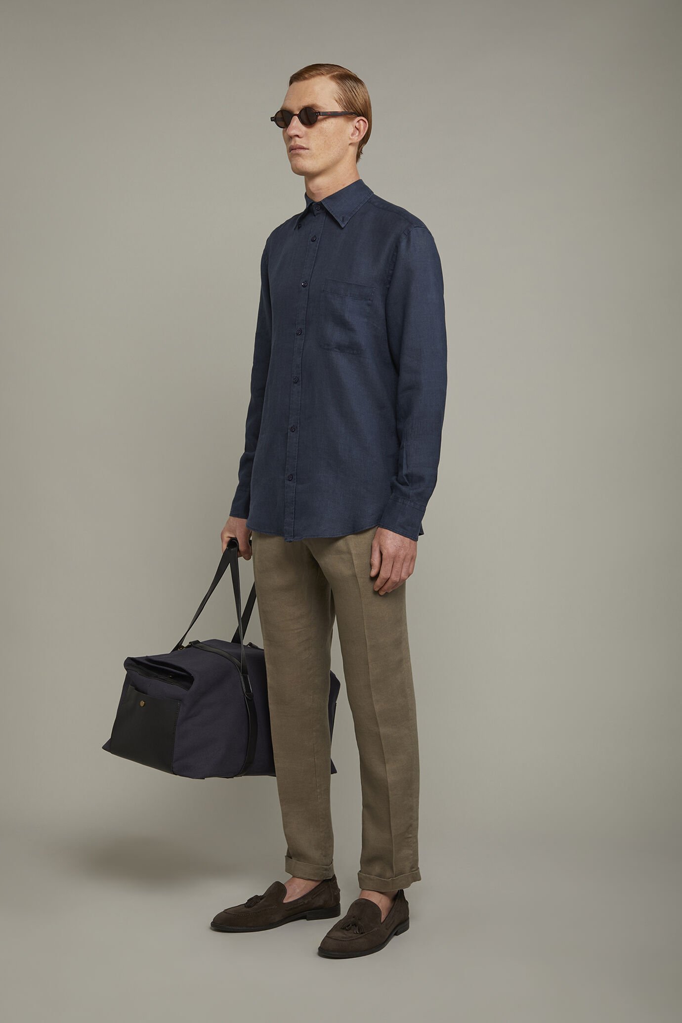 Men’s casual shirt button down collar 100% linen comfort fit image number 1