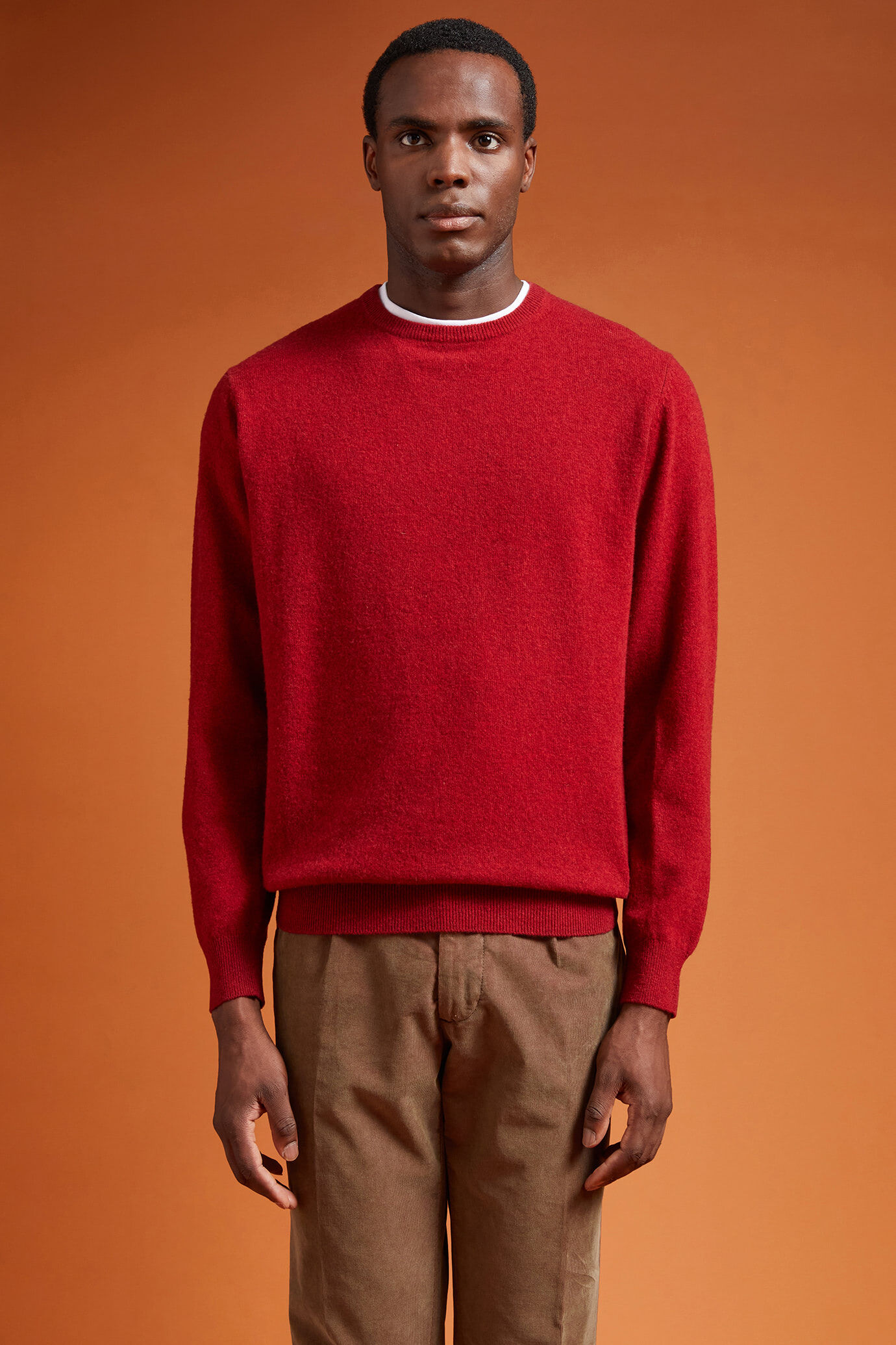 Pull homme en laine d'agneau, coupe classique image number 0