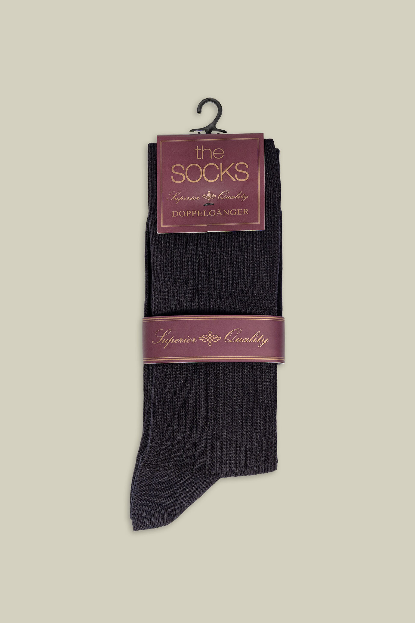 Plain ribbed men&rsquo;s socks image number 0