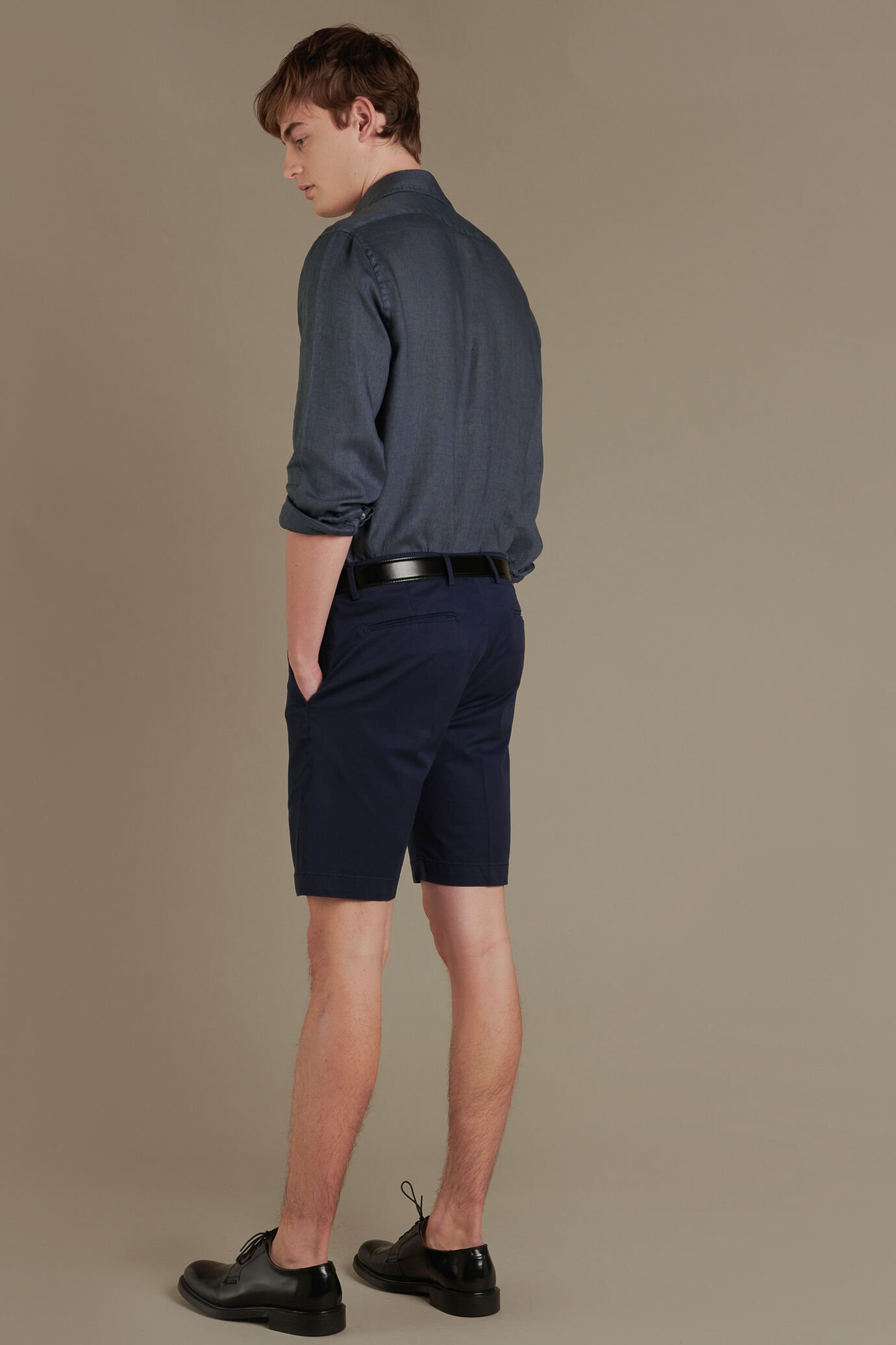 Bermuda chino twill image number 2