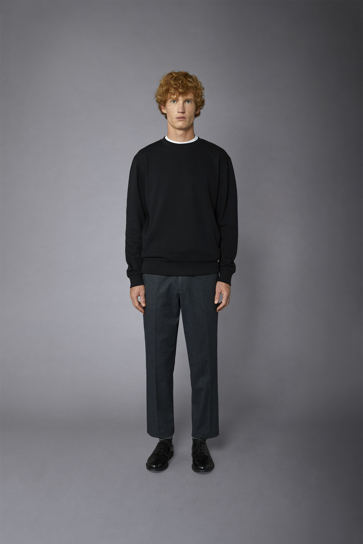 Pantalone chino uomo tessuto in cotone mano lana gessato comfort fit image number 2