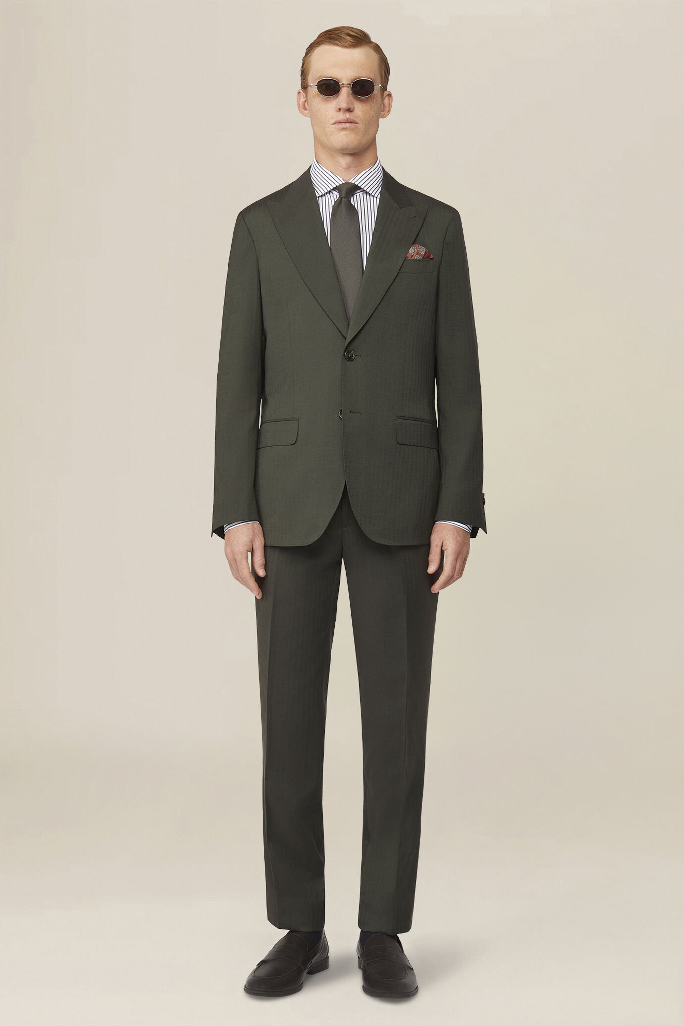 Men's single-breasted suit in iridescent herringbone fabric with a "sun effect", regular fit image number 0