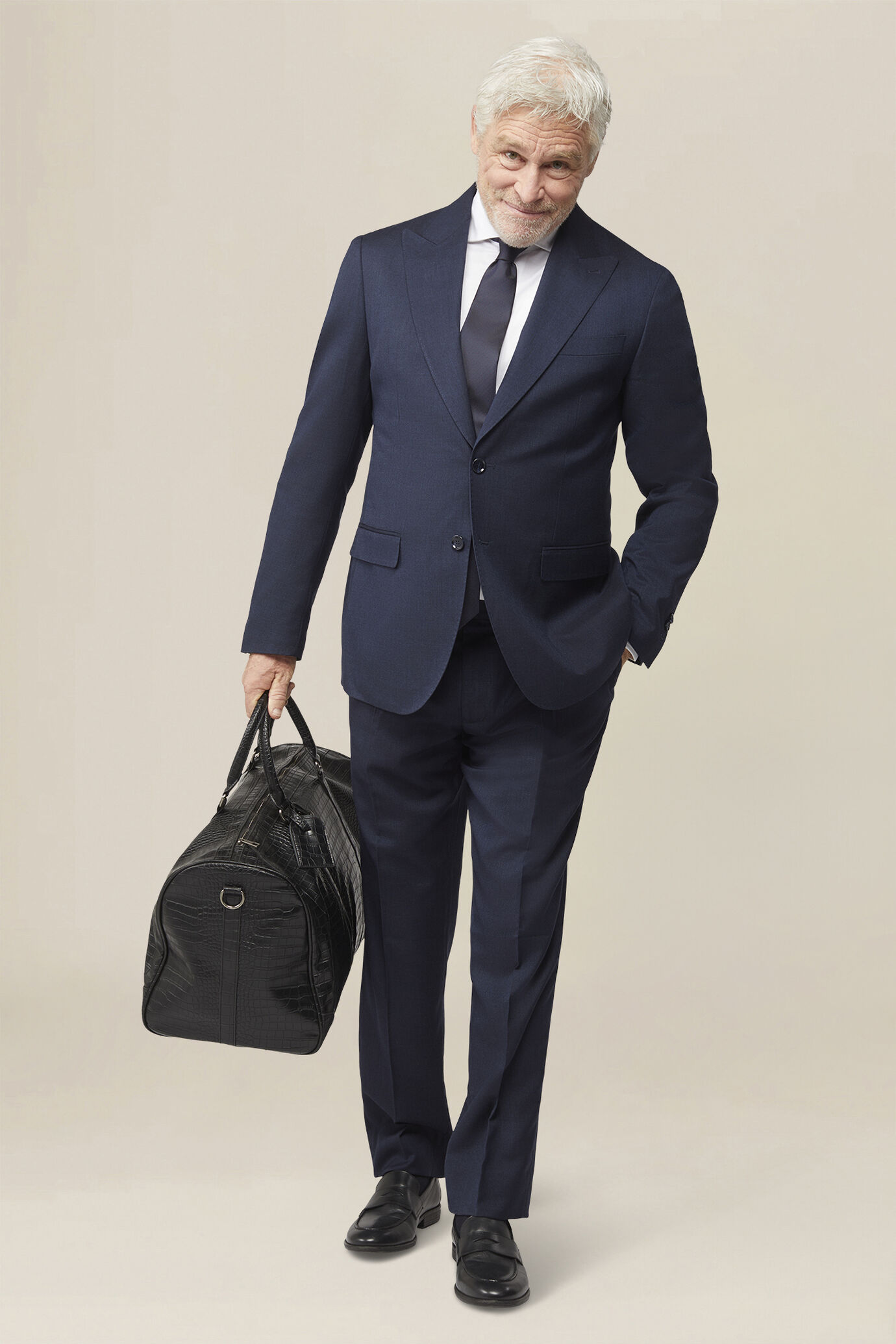 Costume homme simple boutonnage en tissu grisaille coupe classique image number 0