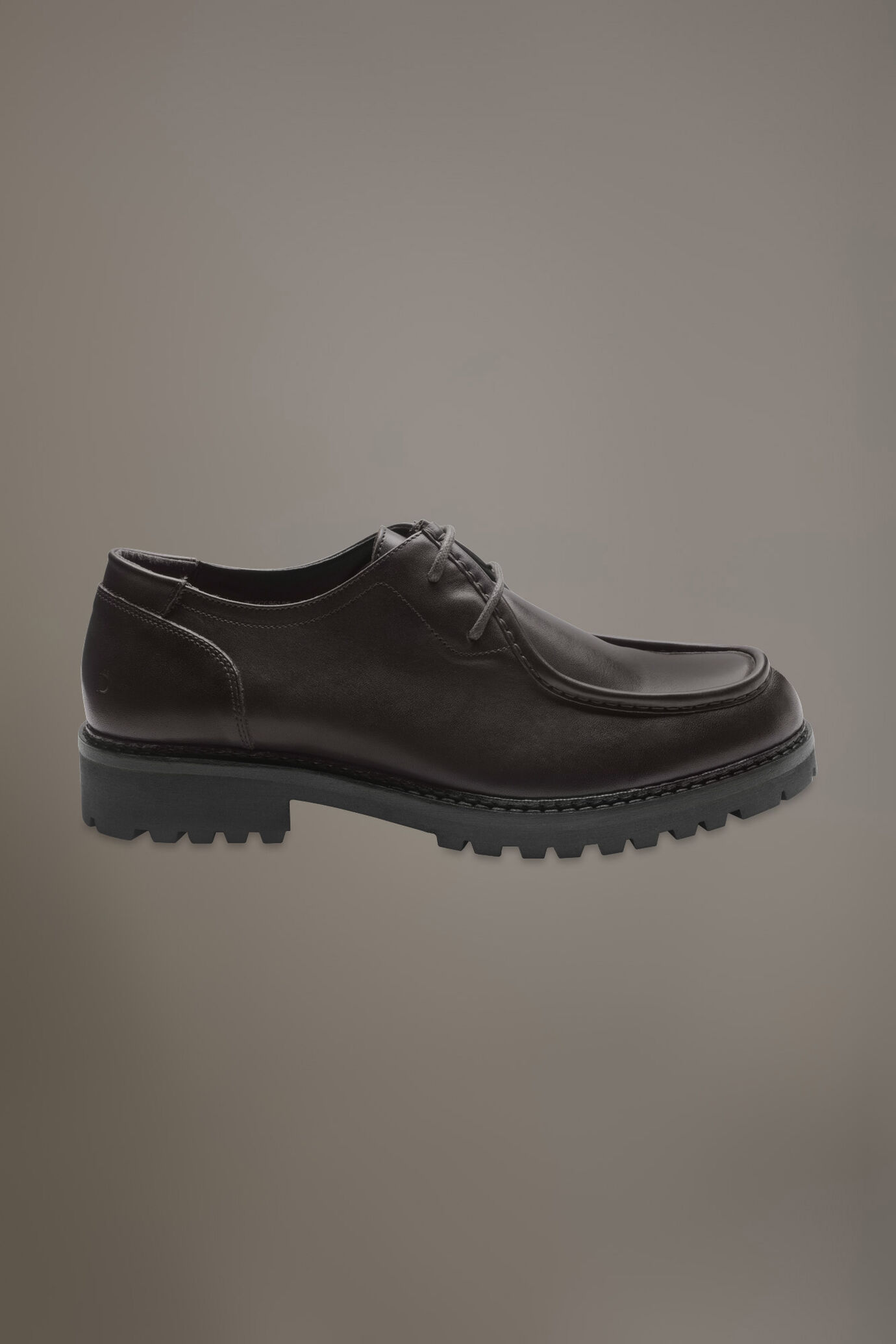 Scarpa ranger 100% pelle con suola a carrarmato in gomma image number 1
