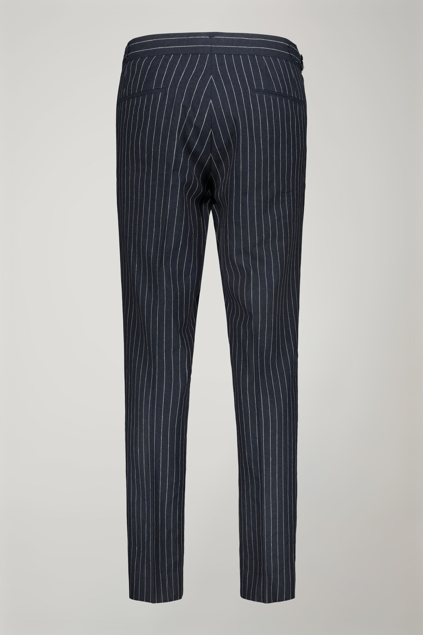 Klassische Herrenhose mit doppeltem Abnäher aus Leinen und Baumwolle in normaler Passform mit Nadelstreifen-Design image number 6