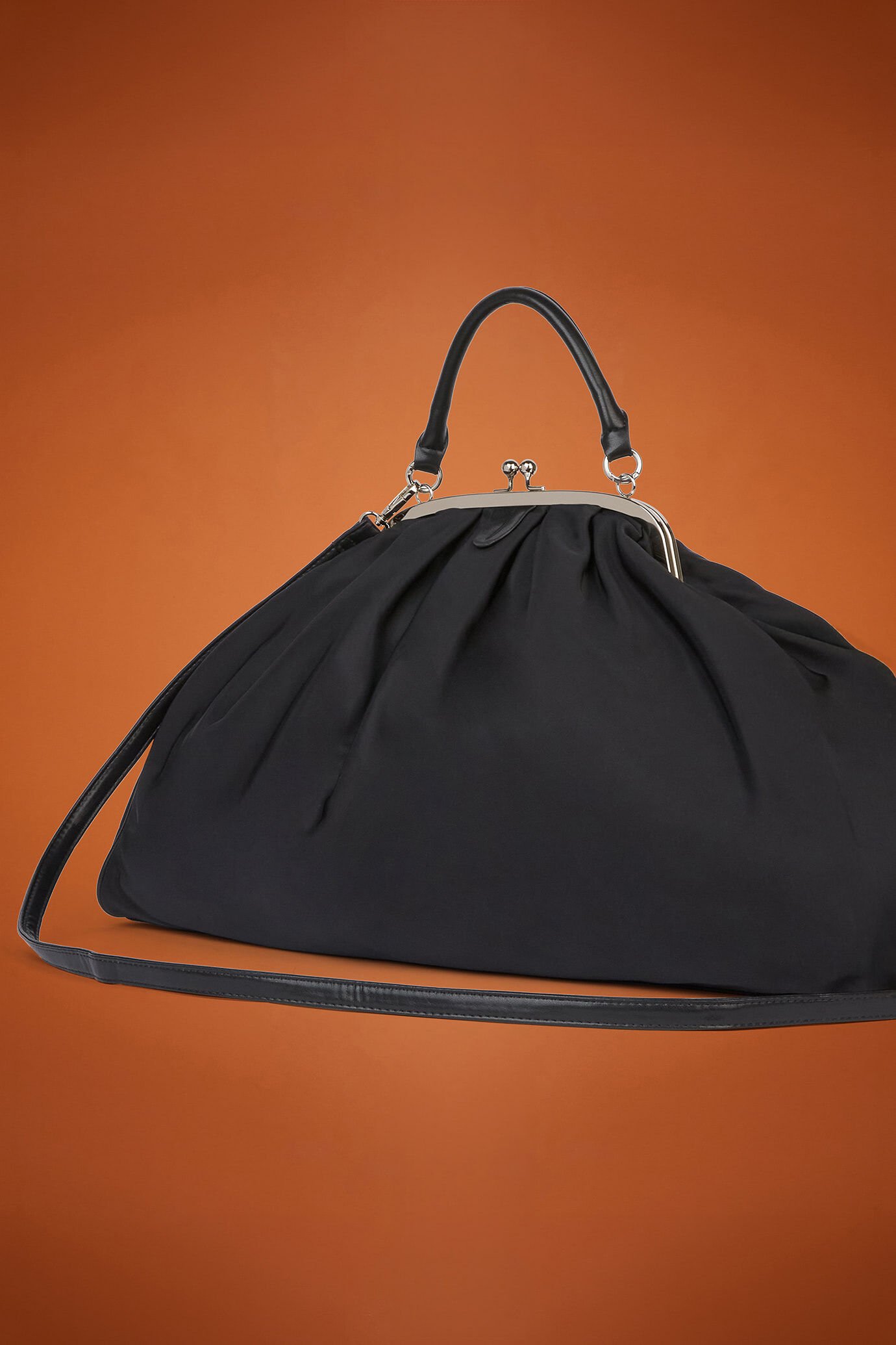 Borsa da viaggio donna in tessuto tecnico con dettagli in ecopelle image number 2