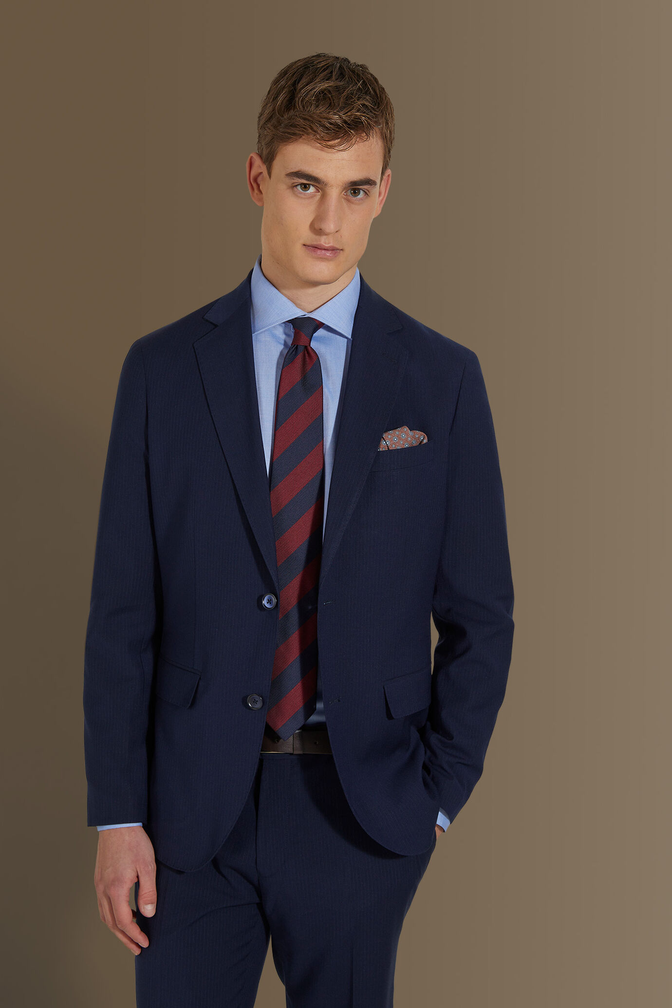 Single breasted suit flat trousers pinstripe fabric image number 2
