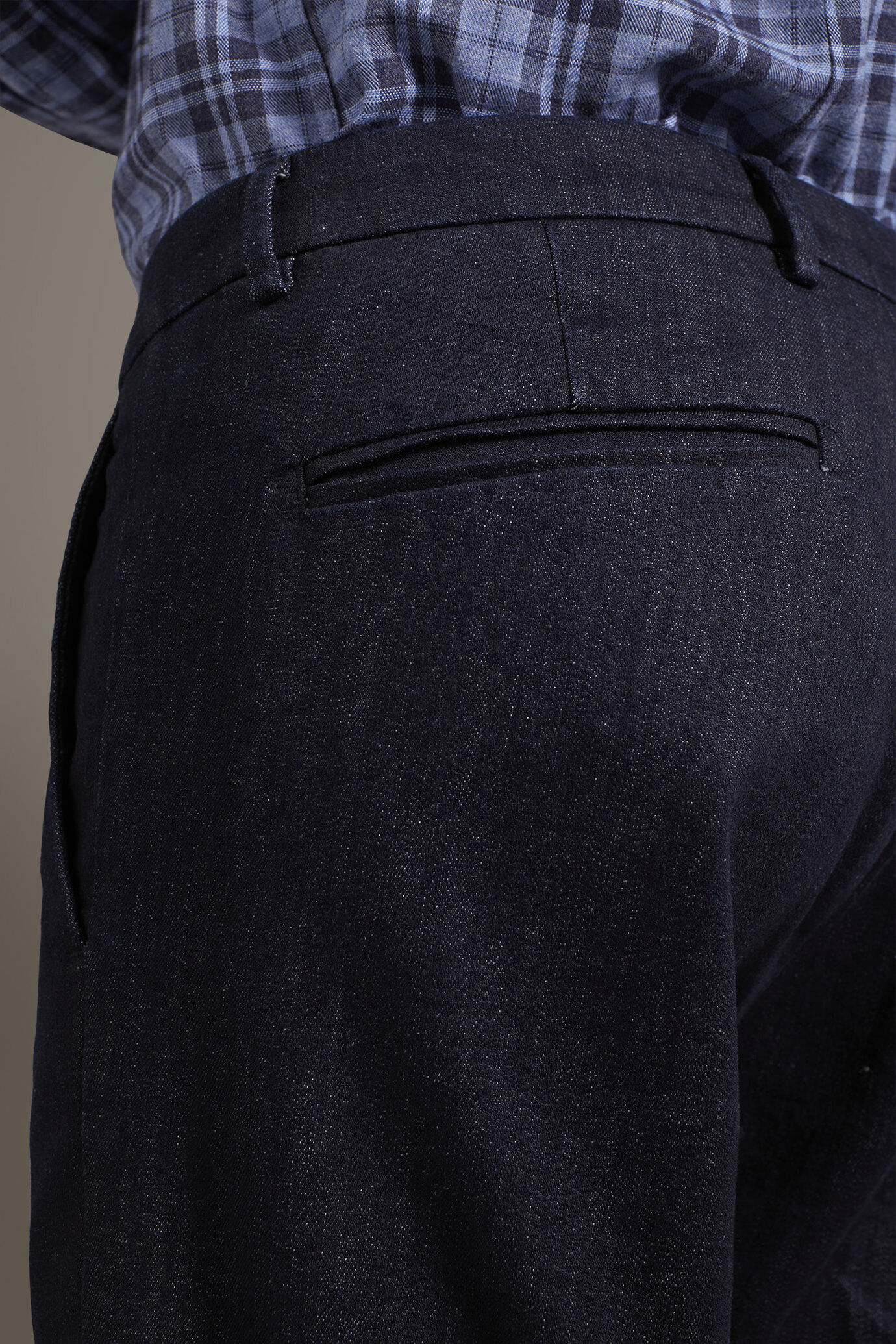Jeans chino uomo regular fit tessuto denim image number 4