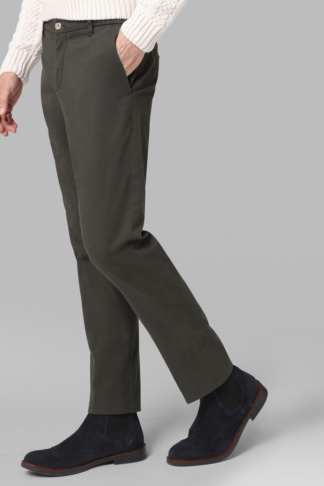 Chino trousers image number 1