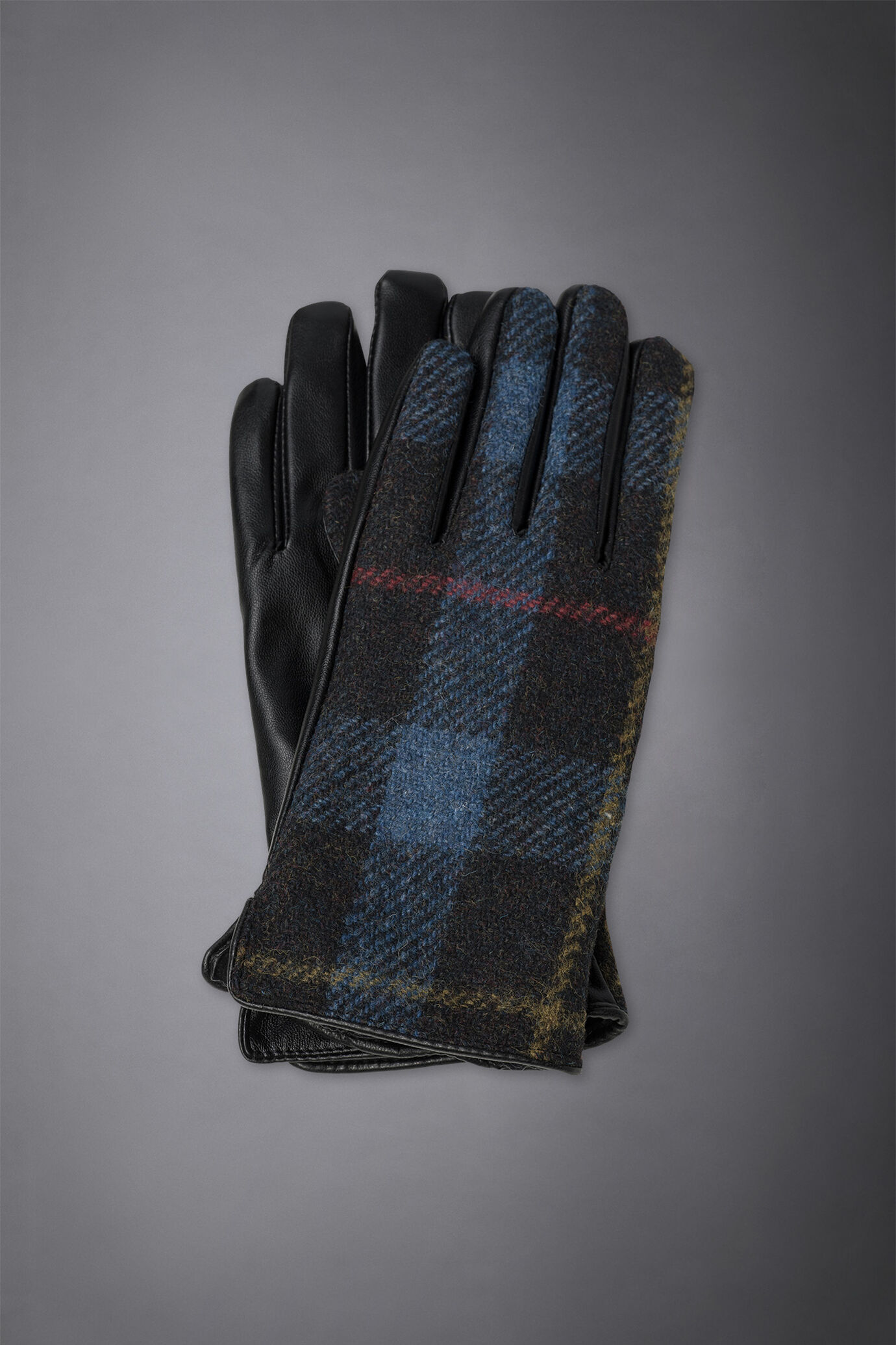 Tartan gloves with a pure wool backhand