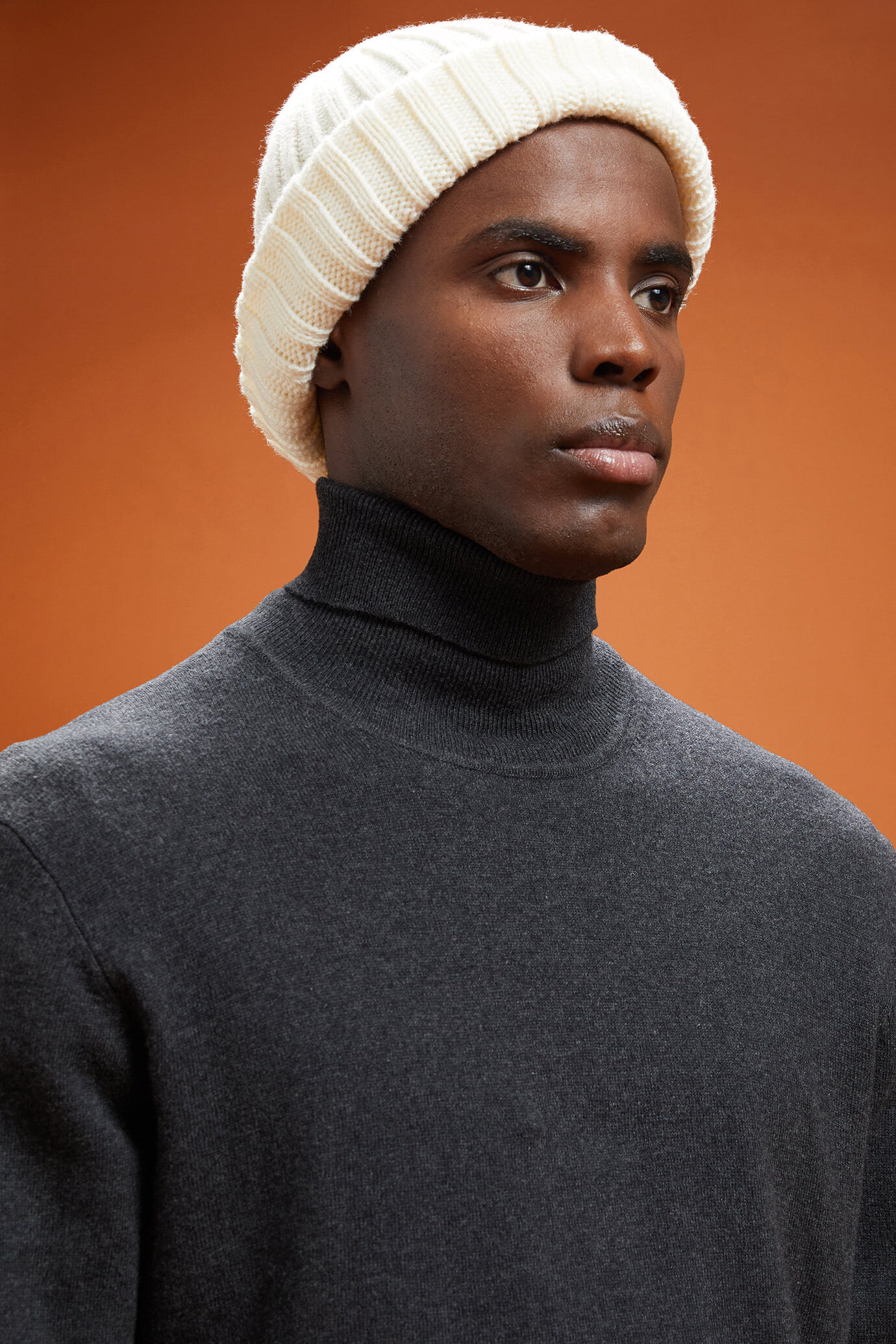 Men's ribbed knit hat in a wool blend image number 1
