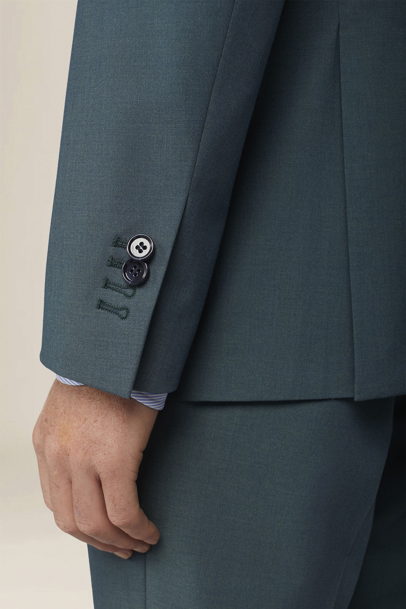 Abito uomo monopetto con pantalone ad una pinces in tessuto bi-stretch image number 3