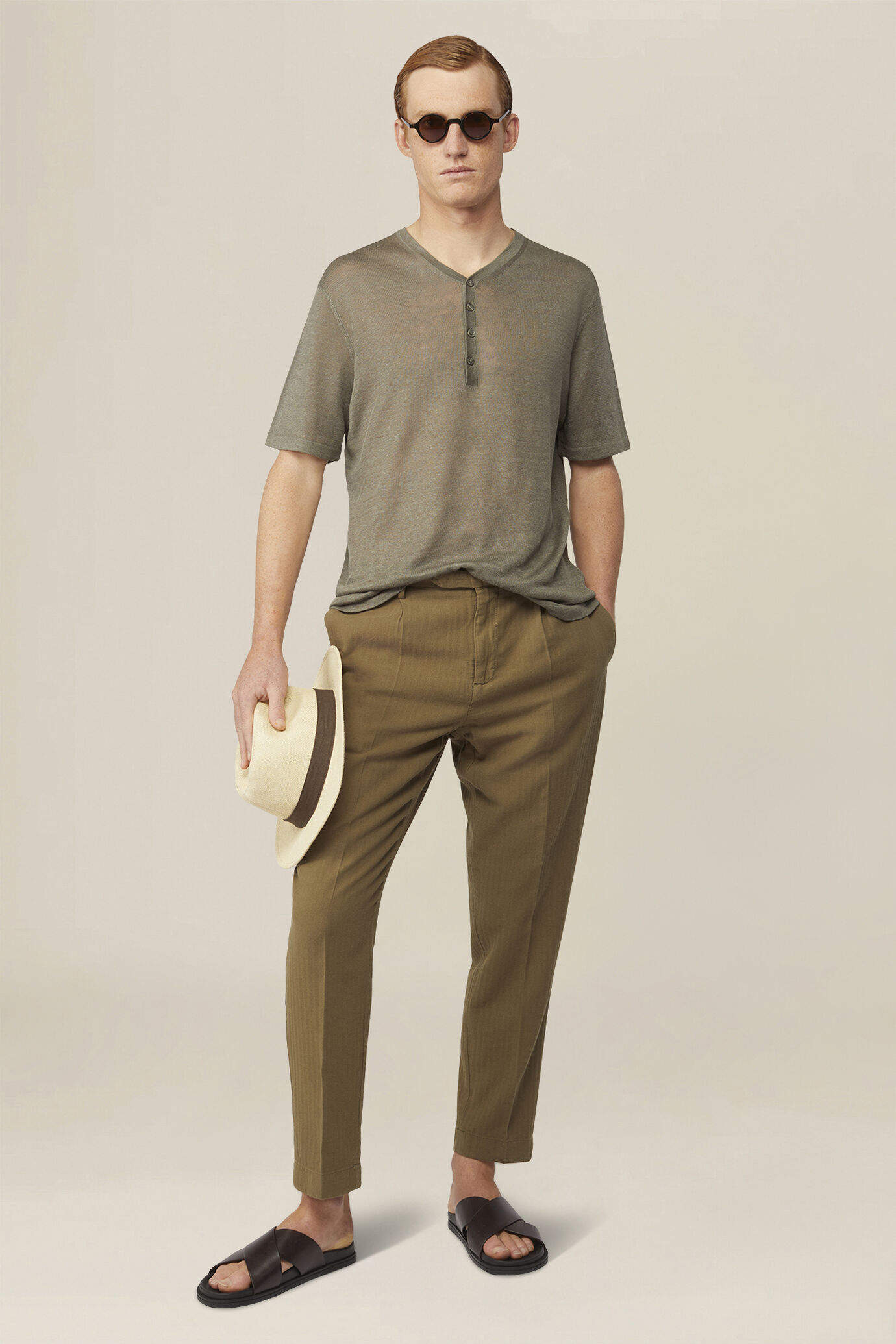 T-shirt uomo a maglia in 100% lino crepe con bottoni image number 1