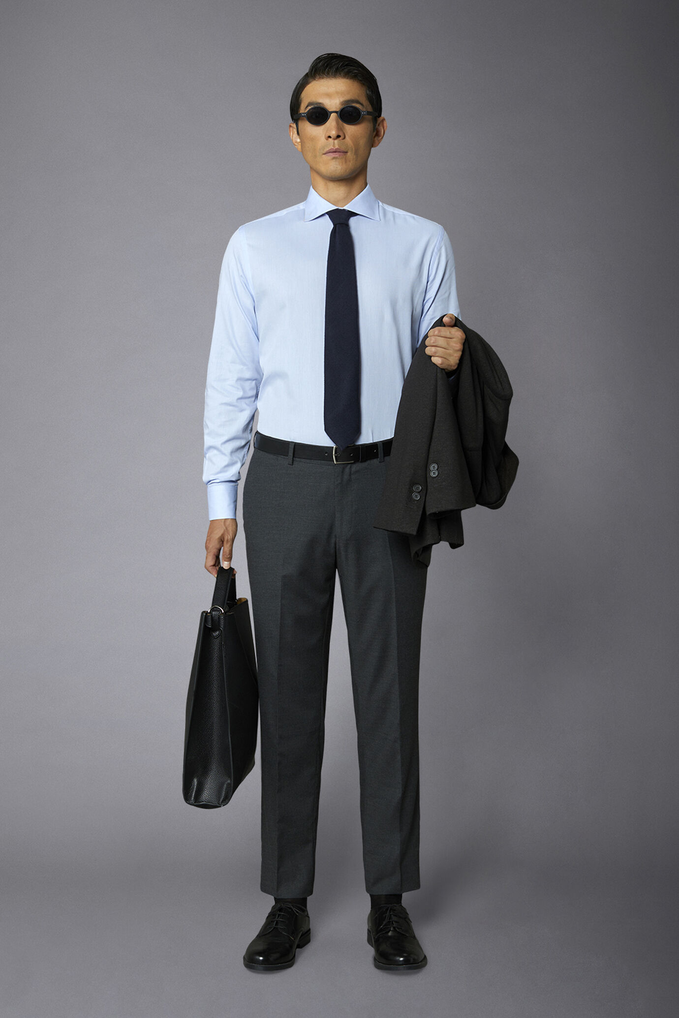 Camicia classica uomo collo francese regular fit tessuto armaturato image number 0