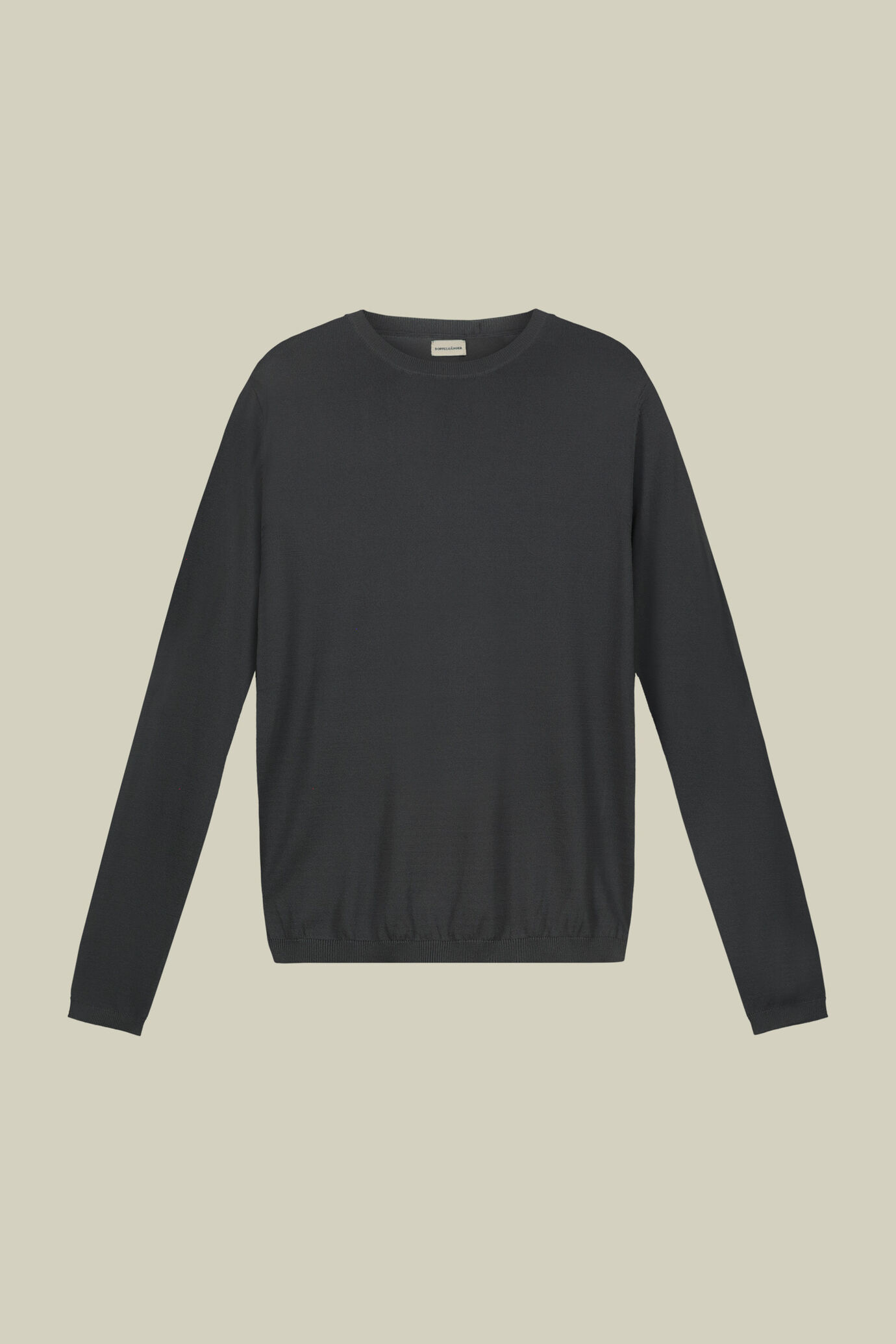 Women's long-sleeved crew-neck top image number 4